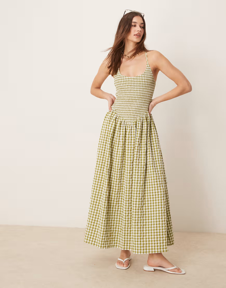 ASOS DESIGN scoop neck crinkle maxi dress with cross back in green gingham-Multi | ASOS (Global)