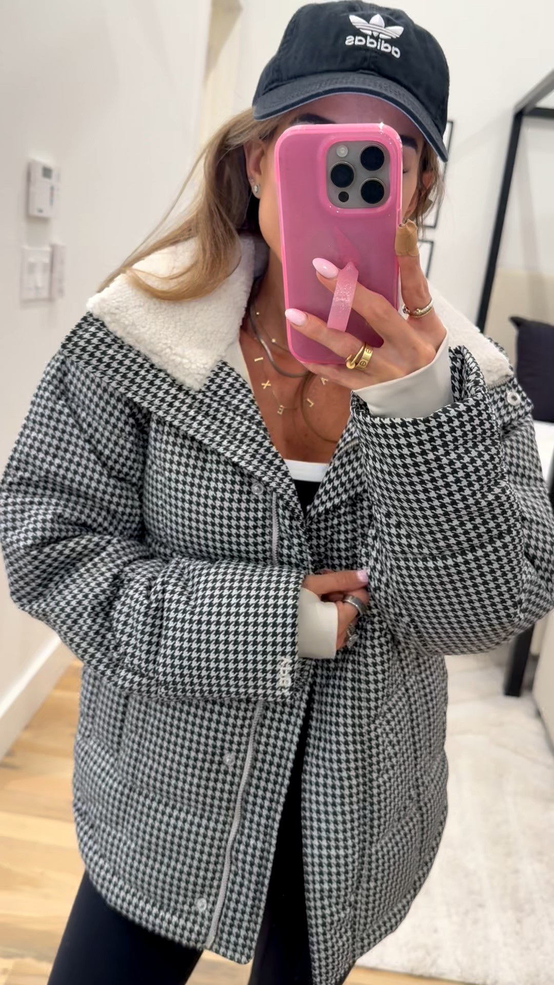 The cutest houndstooth jacket with Sherpa lining! Petite friendly   And so warm. Wearing xxs 

#LTKSaleAlert #LTKFindsUnder50 #LTKFindsUnder100