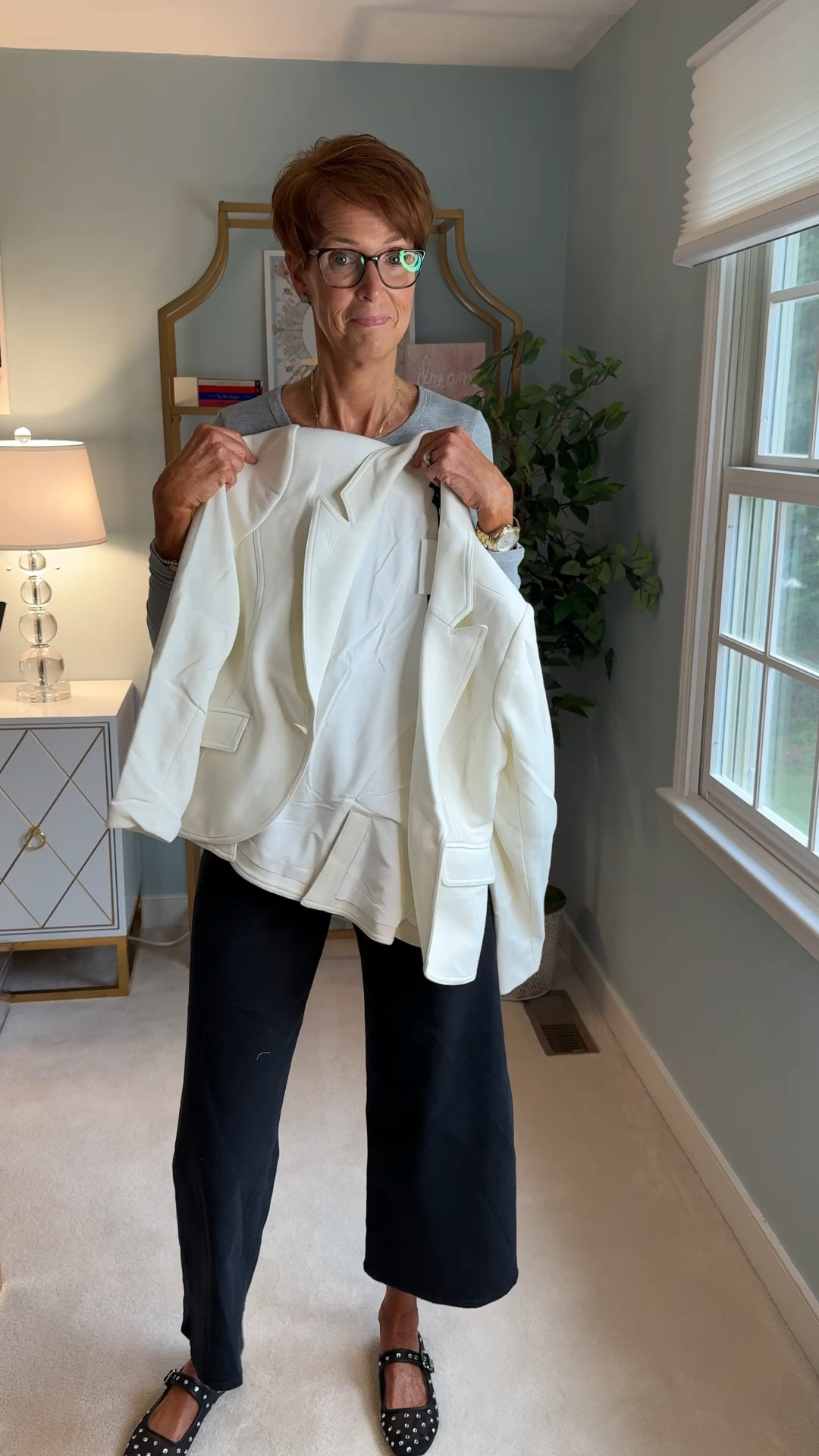 The newest Gibsonlook knit blazer. Another amazing knit jacket that can be worn so many ways! You need to check this out!

#LTKFindsUnder100 #LTKOver40 #LTKStyleTip