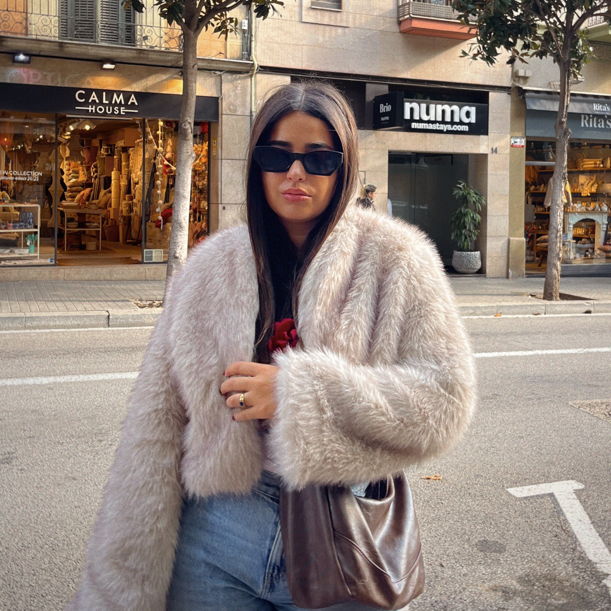 abrigo de pelo para otoño ❤️

#LTKespana #LTKmidsize #LTKeurope