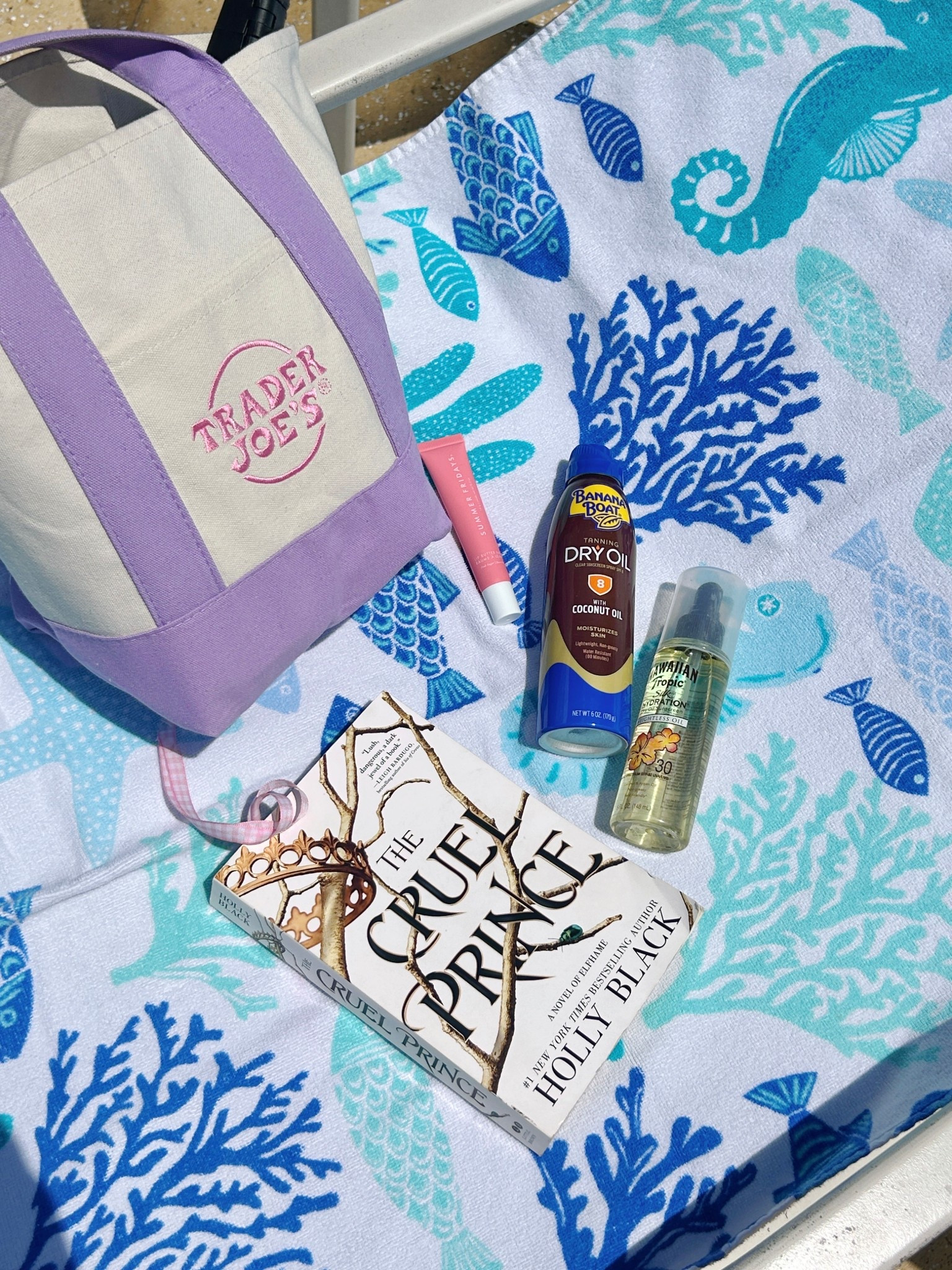 Pool day essentials🏄‍♀️

#LTKSeasonal #LTKSwim #LTKBeauty