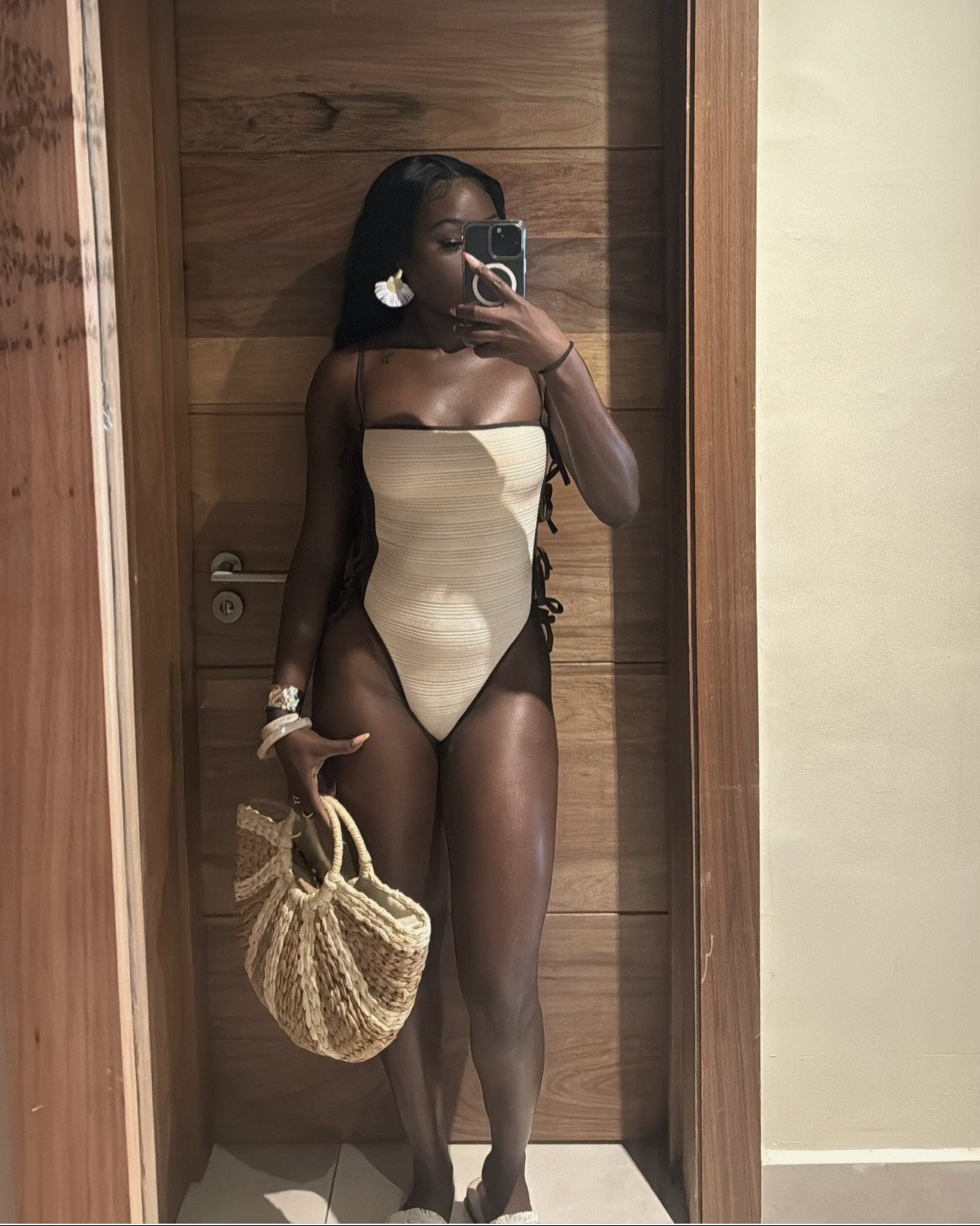 Love the color of this swimsuit against my skin 🥥

#LTKFindsUnder50 #LTKSwim #LTKStyleTip