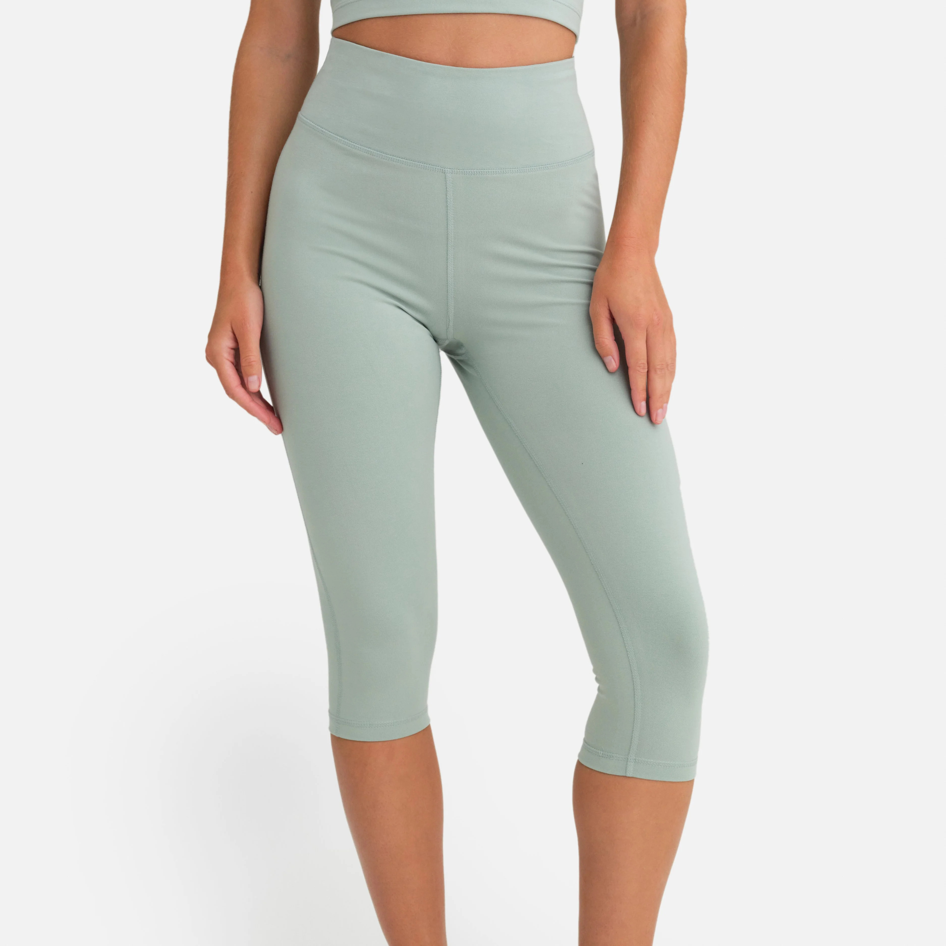 Organic Stretch Capri | MATE The Label
