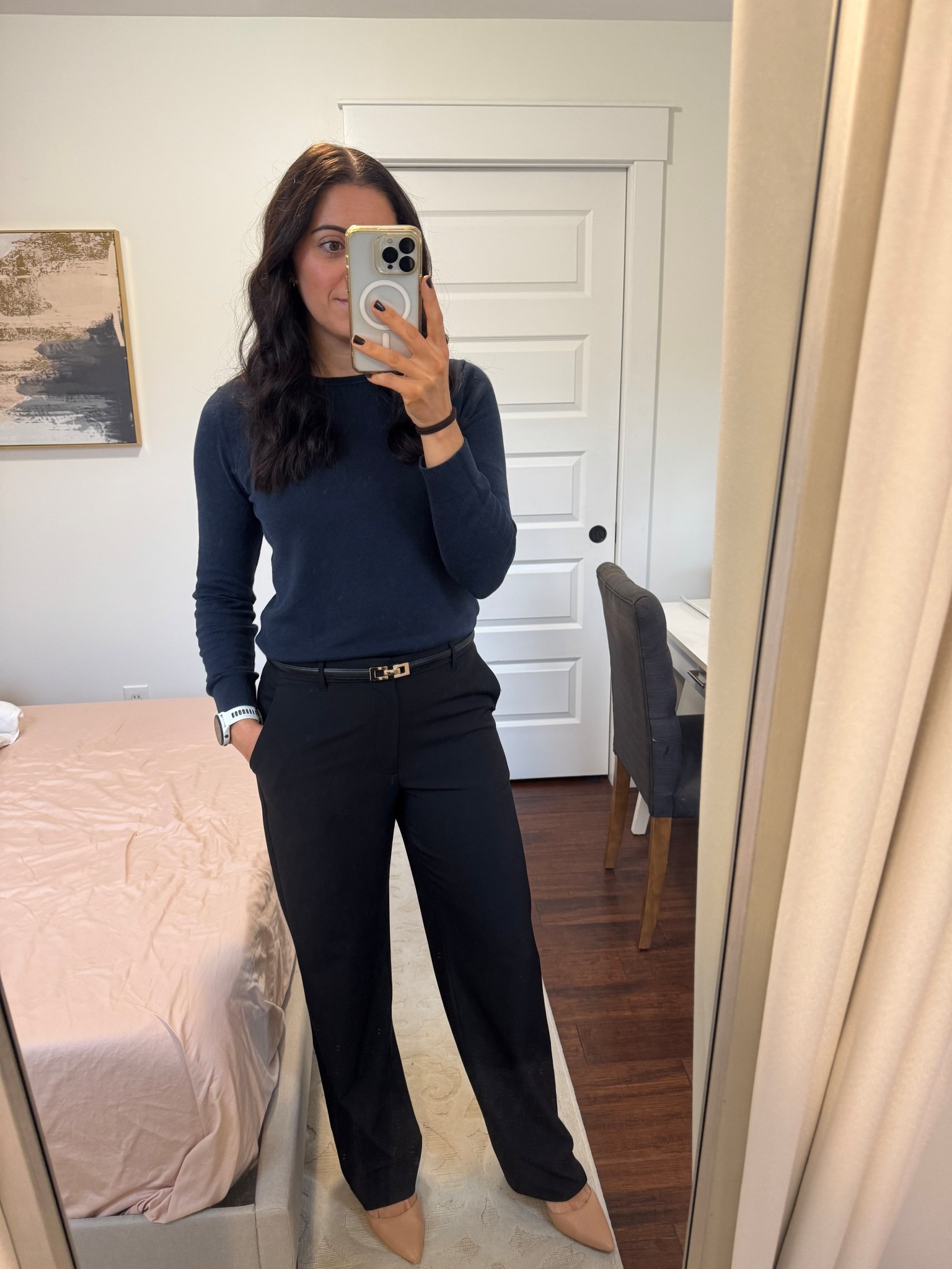 Black and blue neutral work outfit

Office outfit, business casual outfit, work pants, trousers, sweater



#LTKStyleTip #LTKWorkwear #LTKFindsUnder100