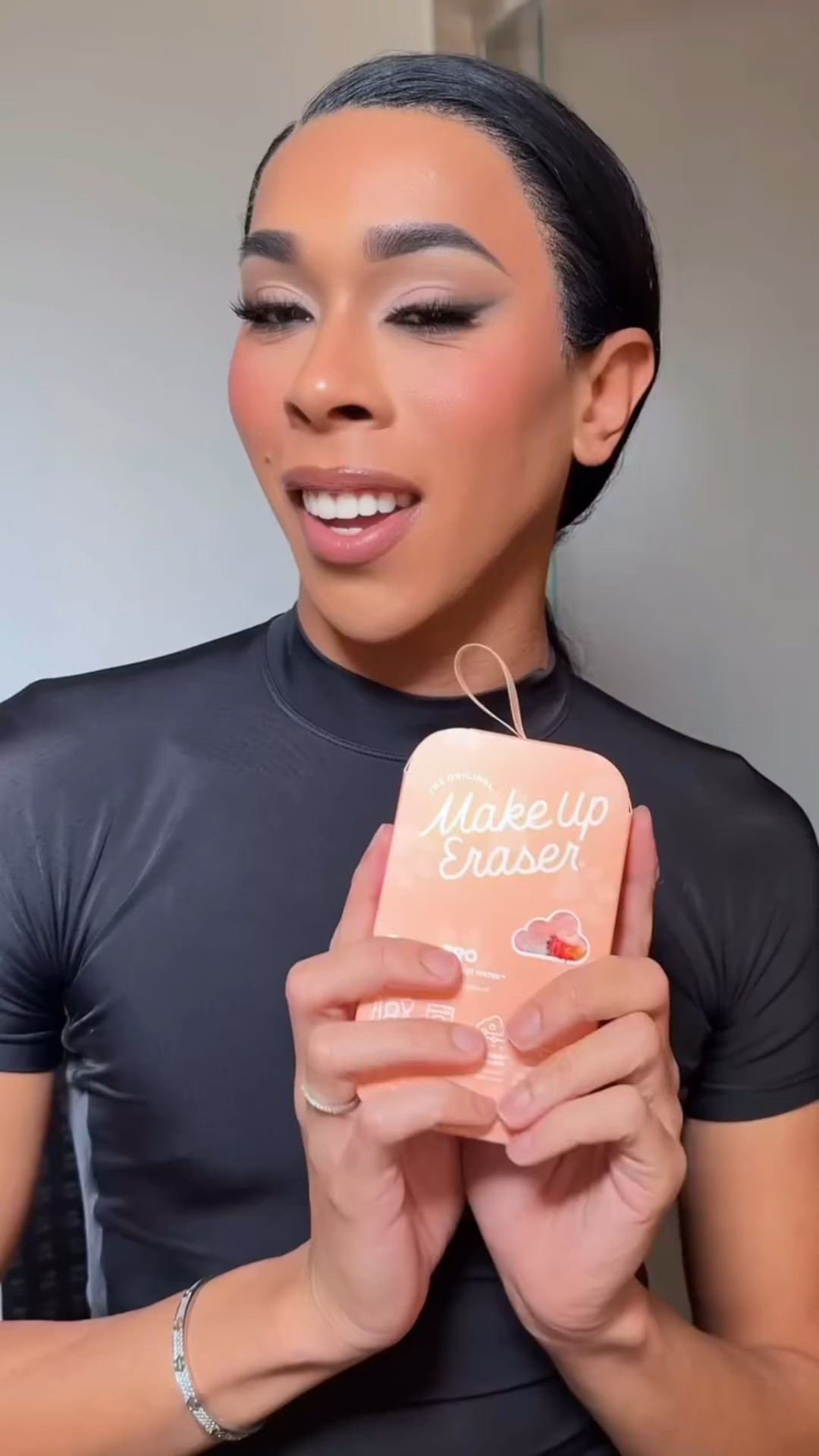 Took off a full glam look using just the @makeuperaser for the first time ever! Here’s how it went… 🤞🏾💋💧 

#GRWM #makeupremoval #makeuperaser #skincarereel #bye

#LTKBeauty #LTKU #LTKFindsUnder100