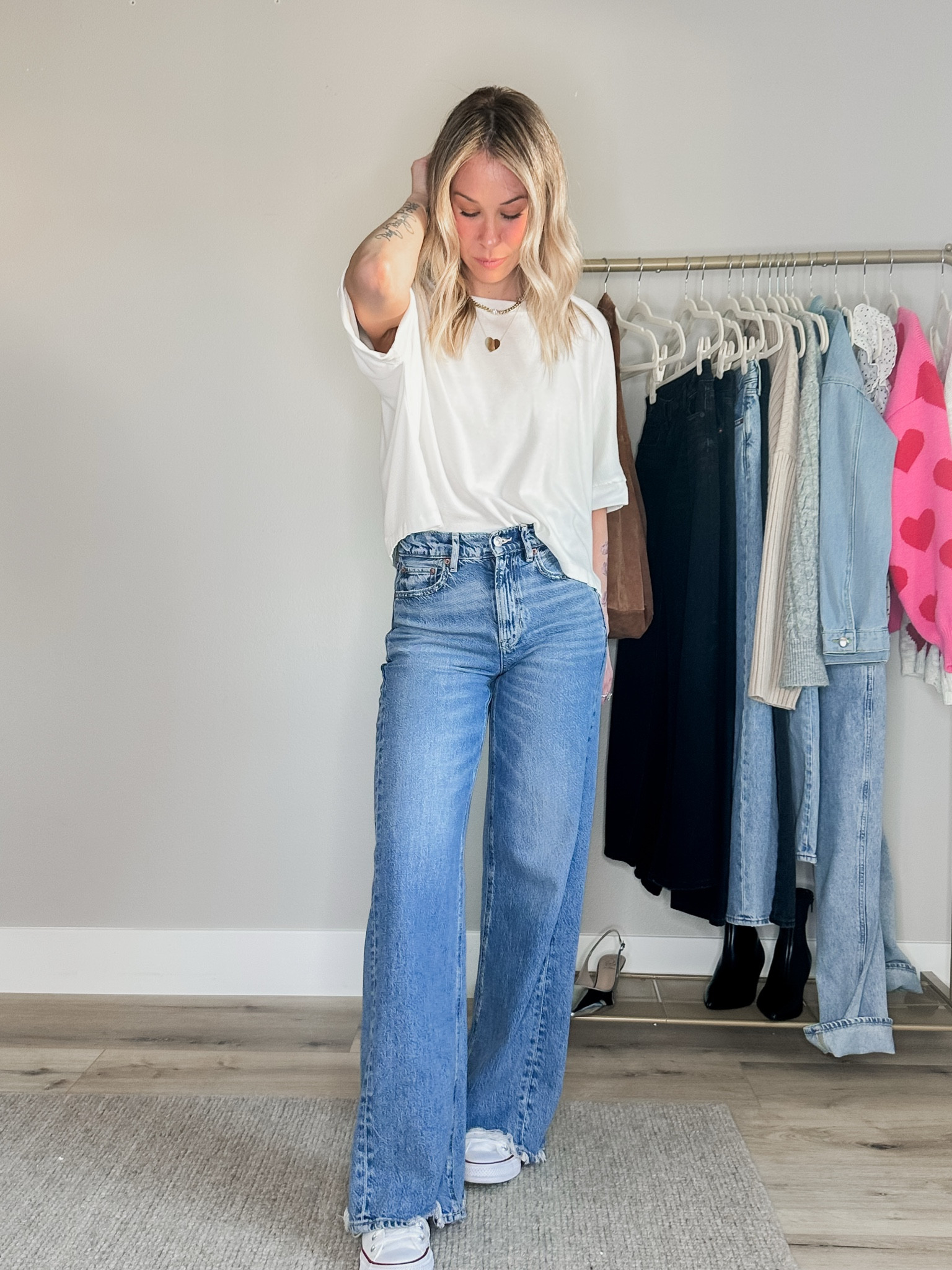 AE Dreamy Drape High Waisted Wide Leg Denim 

#LTKStyleTip #LTKFindsUnder100