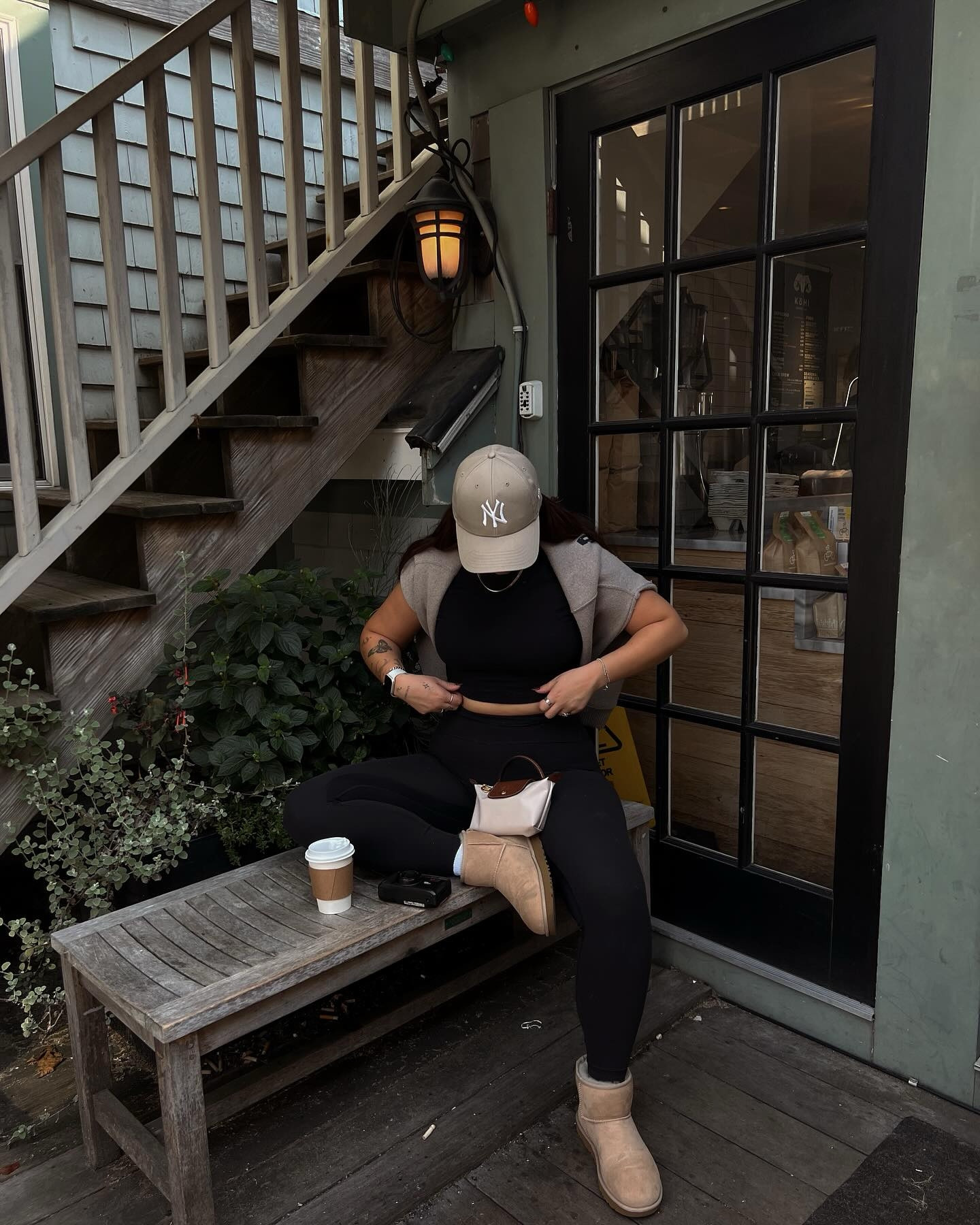 cozy fall🧸

#fallstyle #fallaesthetic #effortlesschic #uggstyle