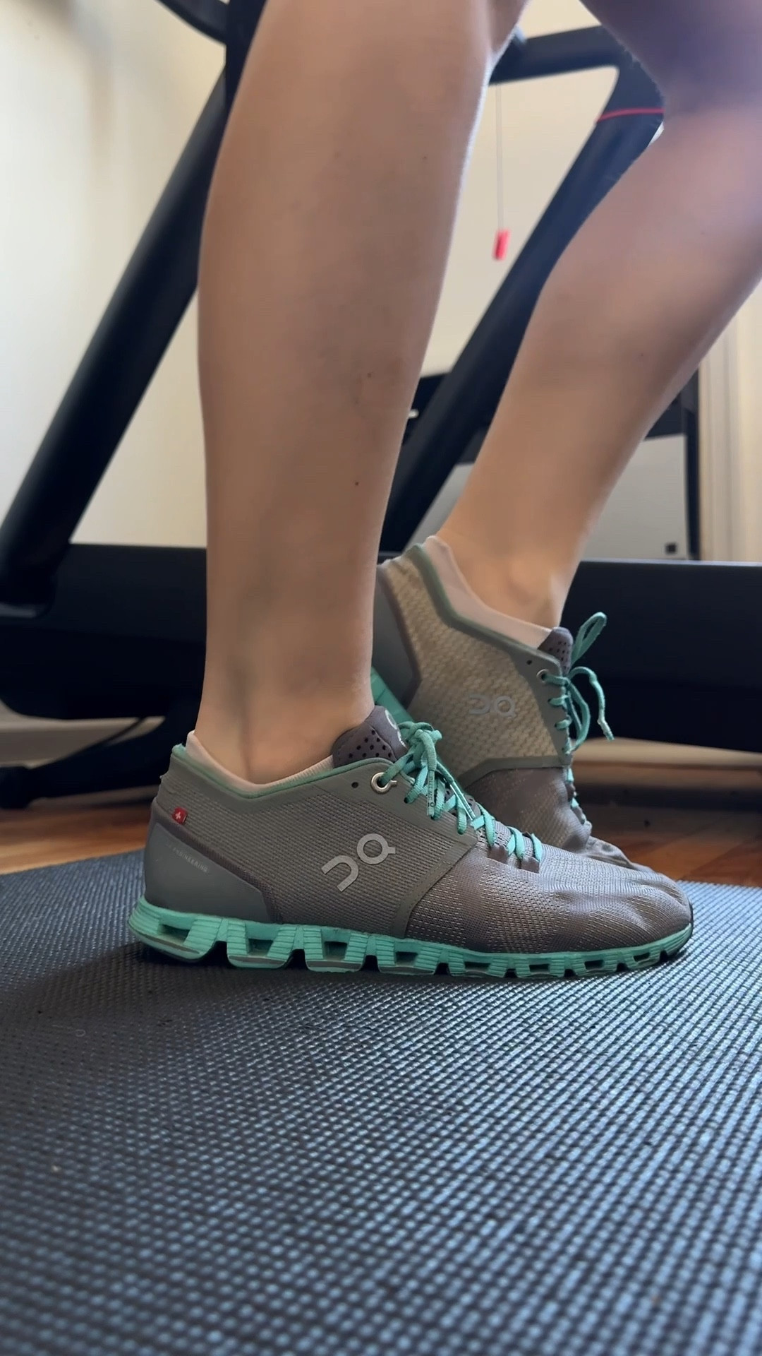 I’ve had these sneakers for years and just bought my second pair in black. My fave shoe to work out in

#LTKStyleTip #LTKWorkwear #LTKActive