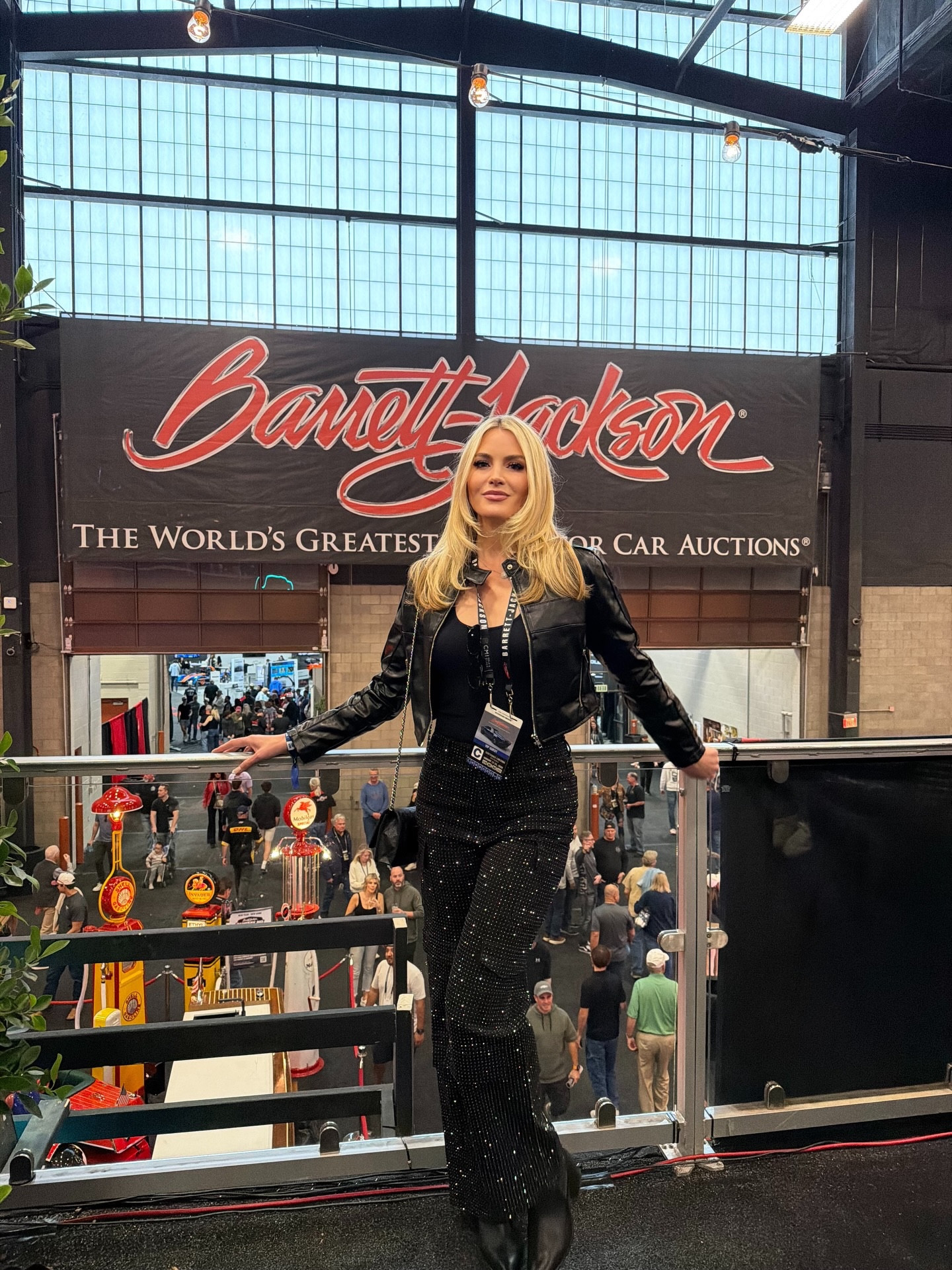 @barrett_jackson Scottsdale 2026 🏁✨

And that’s a wrap on one of my favorite weeks of the year. From Super Saturday and multi-million dollar cars crossing the block, to gala nights, diamonds, modeling moments, and concerts that did not disappoint… this week had everything.

Cole Swindell ✔️
Chase Rice ✔️
Linda Perry at the Gala ✔️
Luxury cars, jewelry galore, unforgettable memories ✔️

So grateful to be part of such an iconic week — already counting down to next year. 🤍🏎️✨