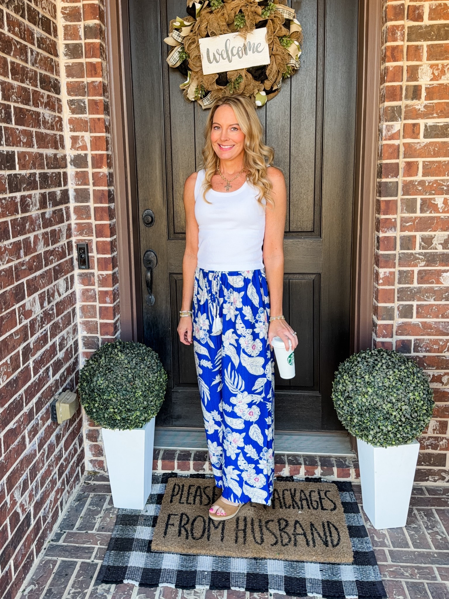 This outfit is perfect for spring or summer. These pants are so cute if you have a beach vacation! I’m wearing a small. 

Casual outfit | summer outfits | spring outfit | vacation outfit | resort wear | travel outfit | beach outfit | easy | comfy | Amazon | 



#LTKmomlife #LTKootd #LTKTravel