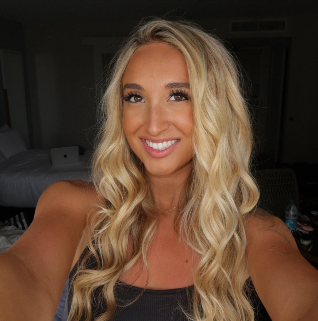 Summer makeup look with a fresh tan!! 

#LTKBeauty #LTKSeasonal #LTKU
