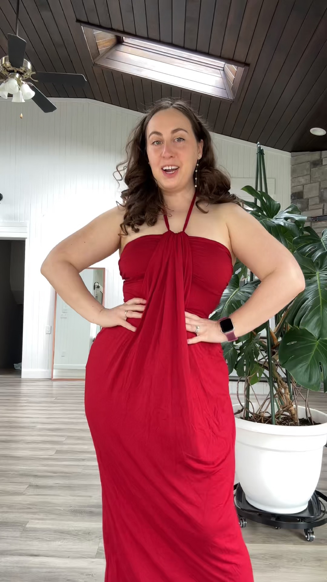 Time for a @Halara new arrivals haul! I love Halara and wear their stuff constantly, so I always love trying some of their new arrivals! I especially loved the red dress and the new Daystretch work pants - I love a comfy dress pant! Be sure to let me know which were your favourites!