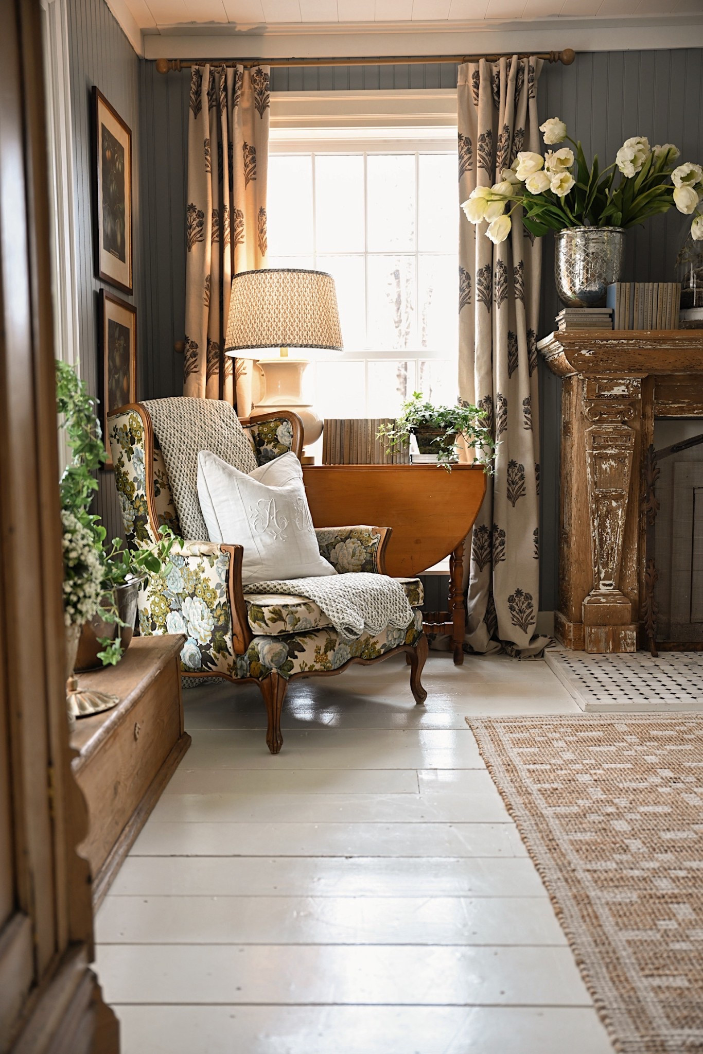 Cozy living room corner - quilt: @ninesixteenhome 

#LTKHome