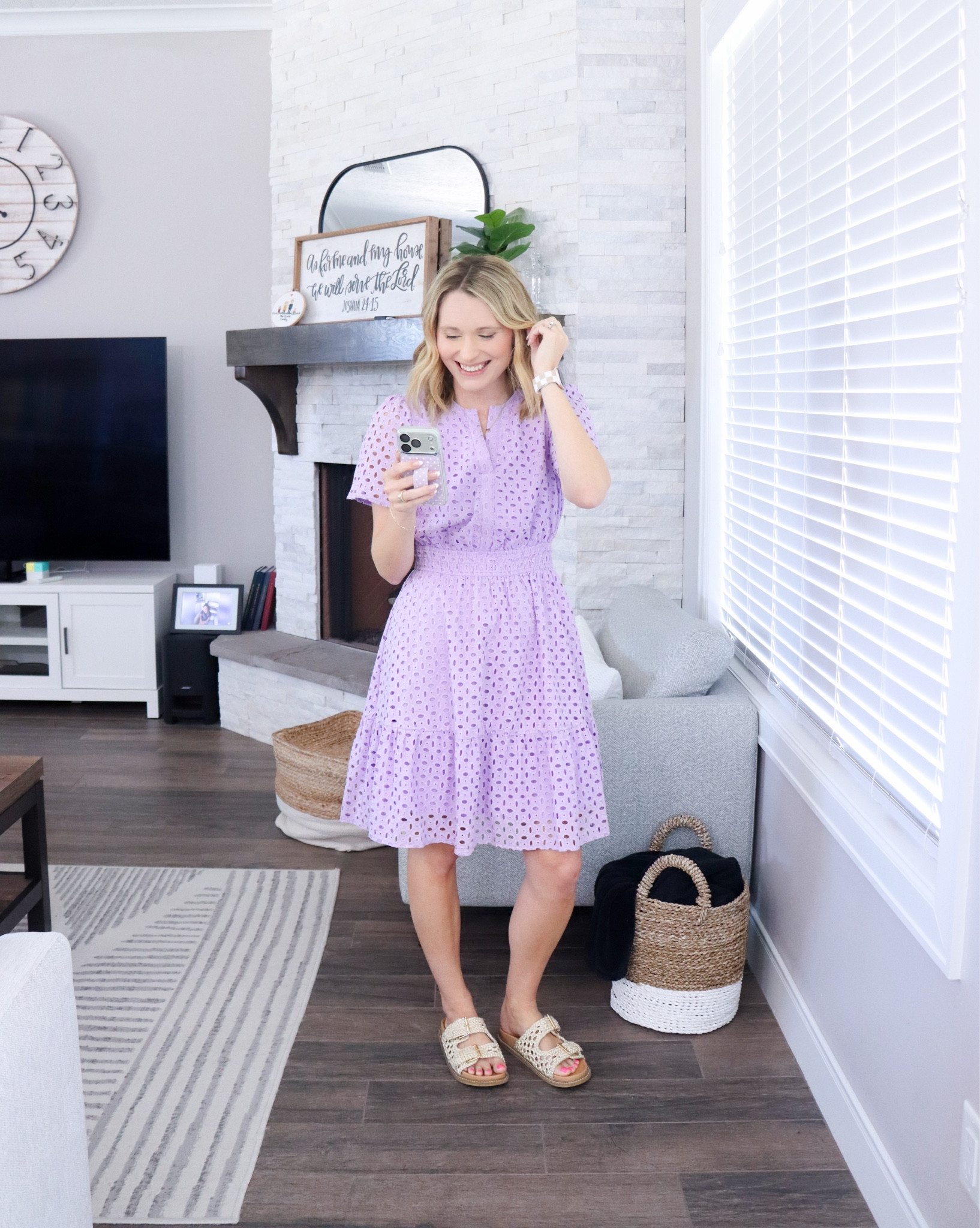 Easter looks, but make it ✨effortless✨ Because let’s be real… we want cute, comfy, AND something we can chase kids in without adjusting every 5 seconds 😂

COMMENT “shop” for the links 💌

Swipe through for dresses that:
🌷 give “put together” with minimal effort
🌷 work for church and brunch
🌷 are bump-friendly, mom-friendly, life-friendly
🌷 and most importantly… don’t break the bank

My rule this Easter: if I can’t wear it again for date night or a random Target run… I don’t want it 🙅🏼‍♀️

Which one are you grabbing?! 👀 Drop your fave below.

#EasterStyle #MomStyle #SpringOutfits #EasterDress #AffordableFashion 

#LTKdayinmylife #LTKootd #LTKmomlife