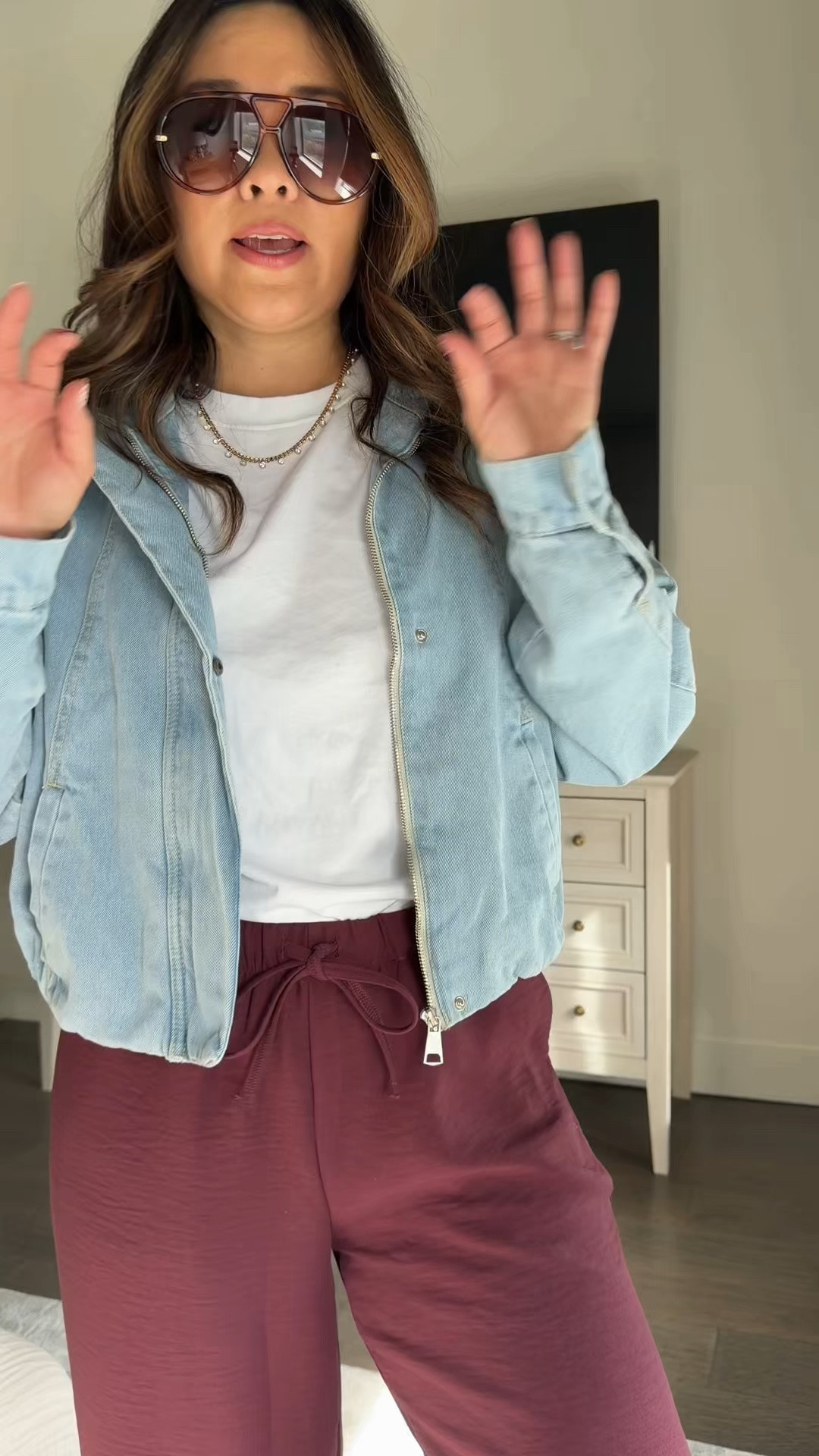 Amazon Easy Mom Outfit
Tee: Medium
Jacket: Medium
Pants: Medium Short length