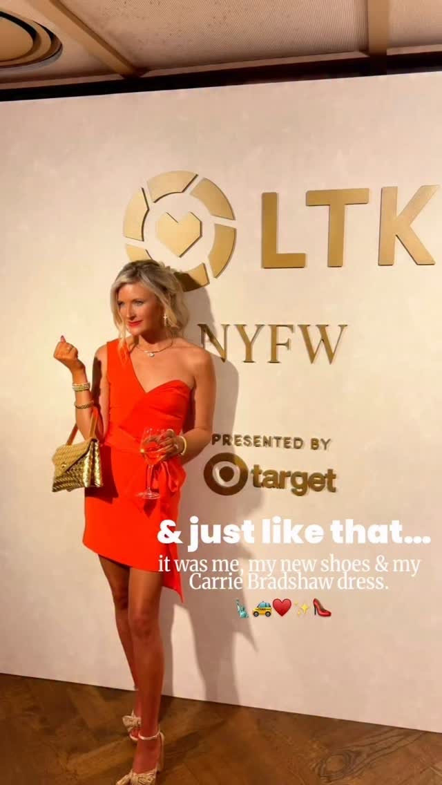 New York really does make you feel like the main character. 🗽👠 A little Fashion Week magic, a lot of outfit changes, and a moment I’ll never forget. ♥️🚕✨

Say NYC to shop this look! @ltk.hq @shop.ltk 

#NYC #NewYorkCity #NYFW #NYFW2026 #NewYorkFashionWeek 

Fashion Week, NYC, NYC Style, Red Carpet, NYC Outfits, NYC fashion week, OOTD, Outfit Inspo, Fashion Inspo, Style Inspo, Carrie Bradshaw, Manhattan NewYork

#LTKootd