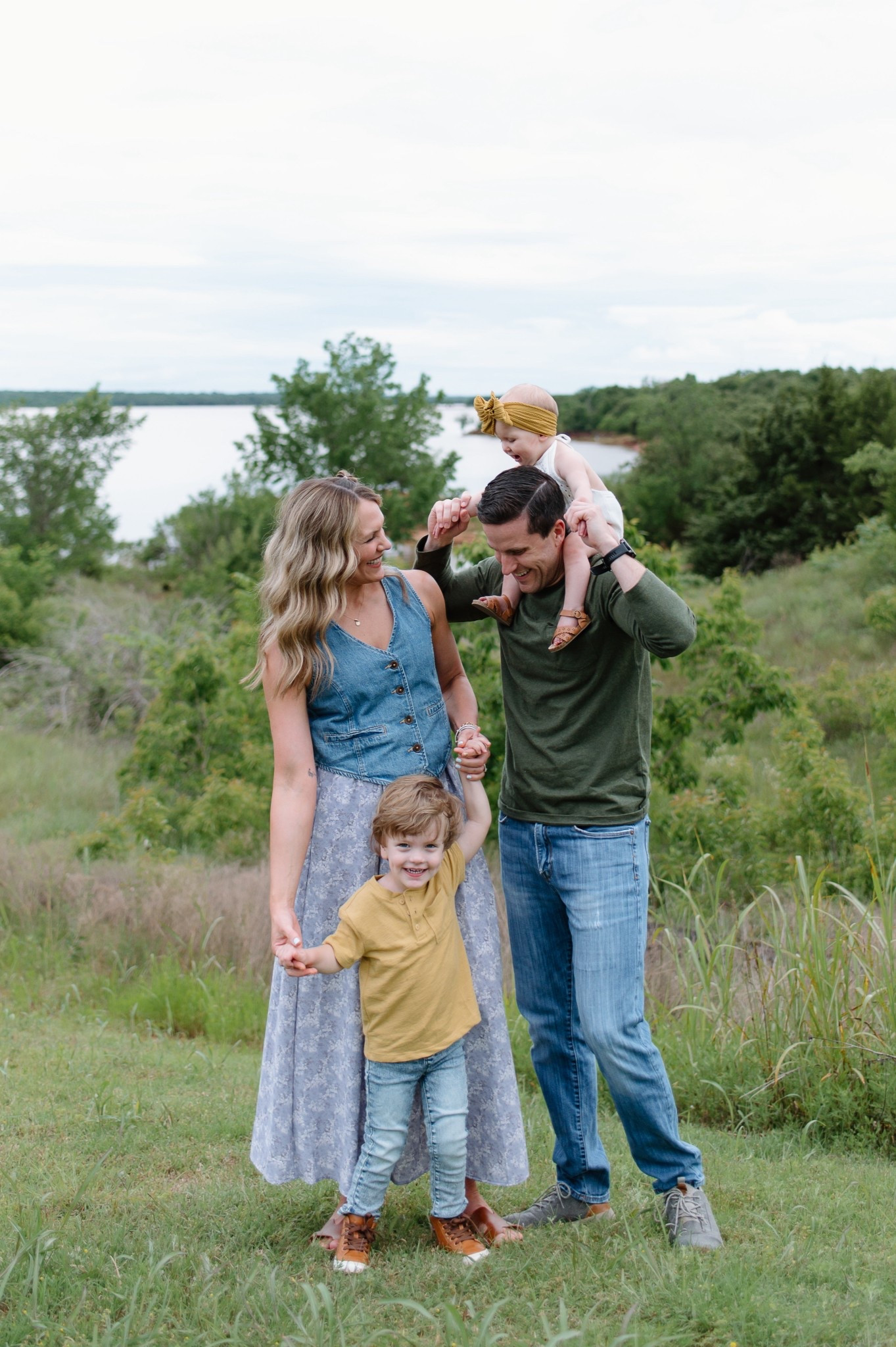 spring family photo outfits 


#LTKKids #LTKFamily