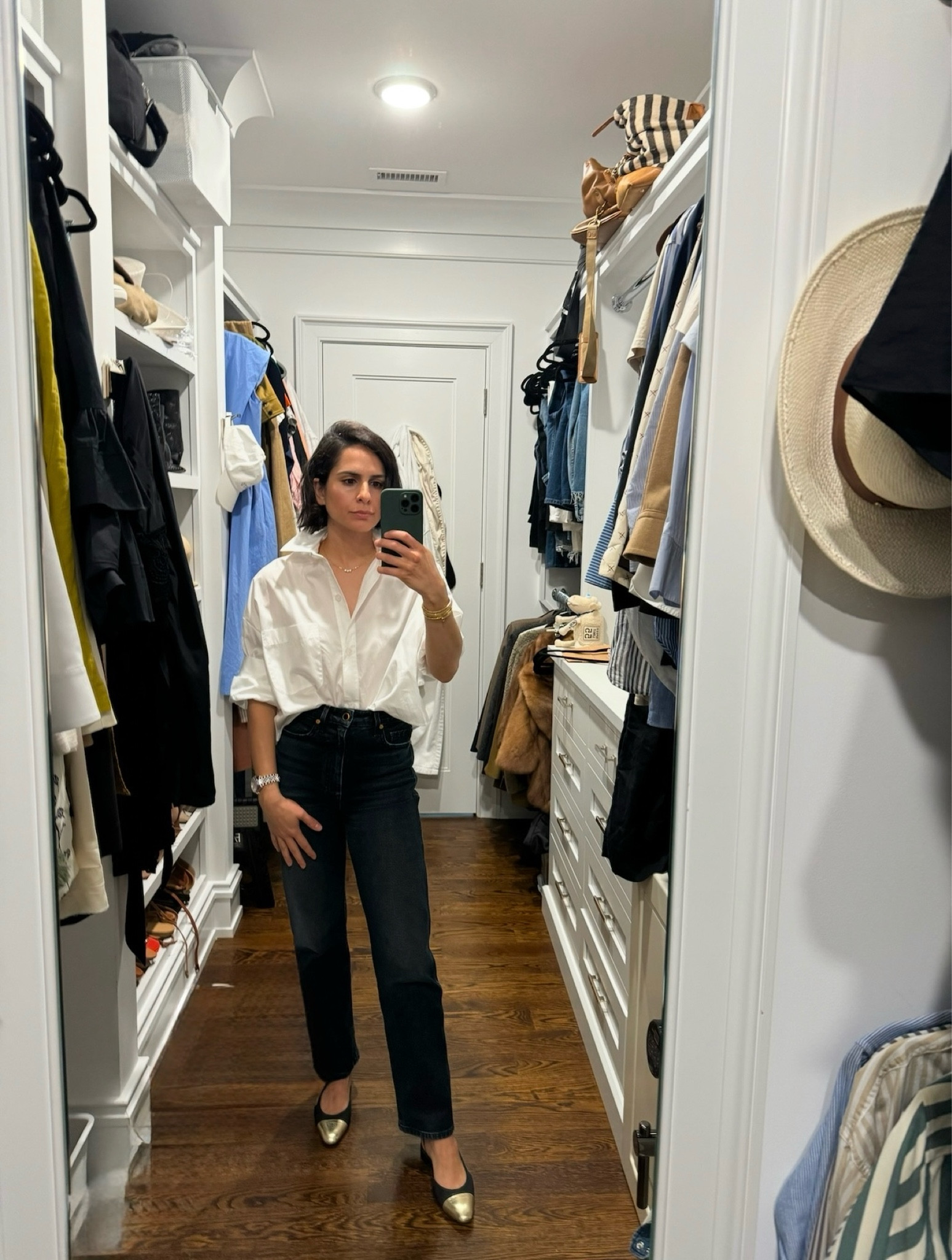 Effortless but put-together. When in doubt, combine a crisp button-up with a flattering pair of denim. Flats keep the look causal and cool. 

#LTKBeauty #LTKStyleTip