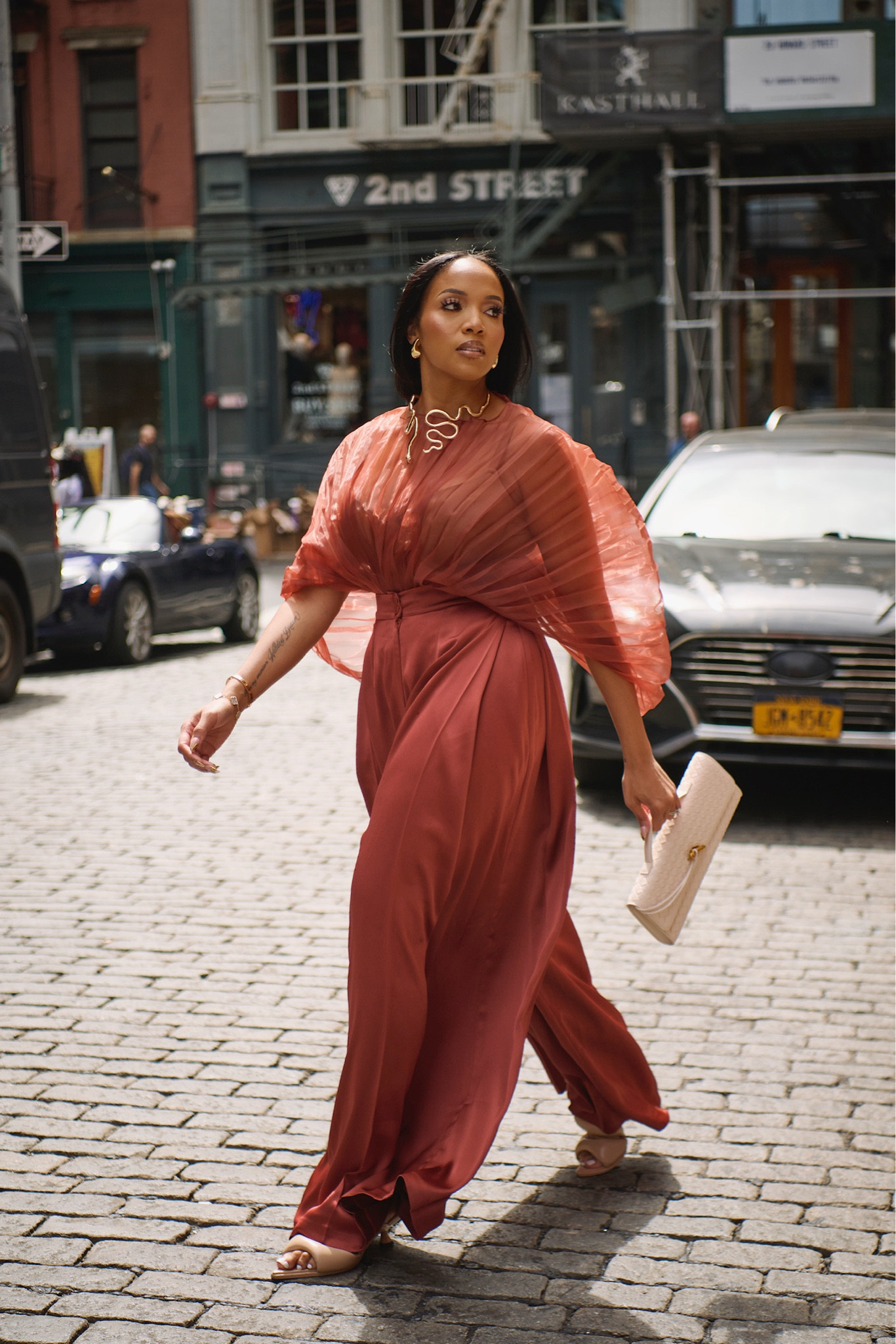 Andrea Iyamah just doesn’t miss  

#LTKStyleTip #LTKSeasonal