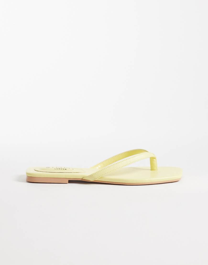 Simmi London Danny flip flops in yellow | ASOS (Global)