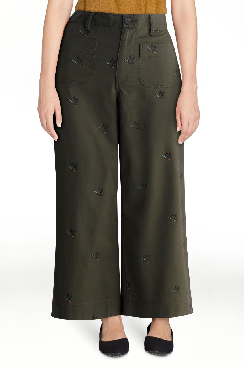 Free Assembly Women's The Larchmont Embroidered Cropped Patch Pocket Pants, 26" Inseam, Sizes XS-... | Walmart (US)