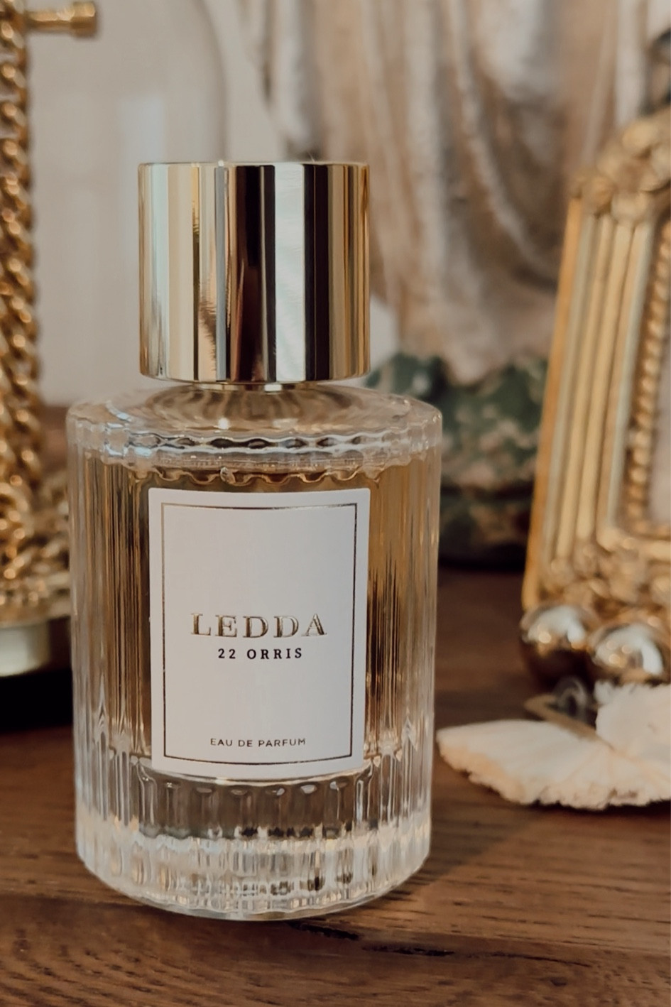 LEDDA 22 ORRIS Eau de Parfum 香水 Orris 22 Ledda perfume - a