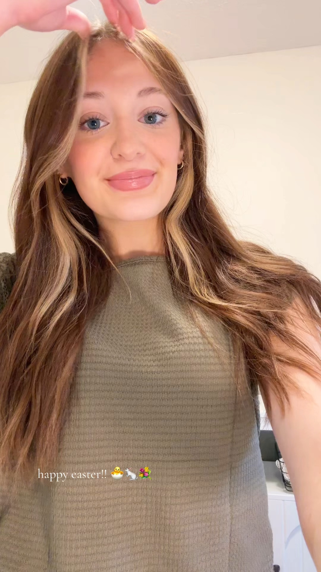 Happy easter!!
@Anthropologie @Alohas @American Eagle Outfitters 
 #easterootd #springoutfit #springootd #styleinspo #springoutfitinspo #americaneagle #hollister #alohas 