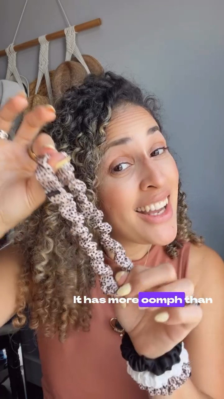 gifted by Curlfriend Collective 
Curly girls know the struggle…

You put your hair up for a few hours and suddenly your curls are dented, stretched, frizzy, and need a full refresh.

That’s exactly why I switched to the Curlfriend Collective Midi Silk Scrunchie.

It’s made with 100% Mulberry Silk, so it helps reduce friction, breakage, and frizz while still giving enough hold for everyday styles, workouts, sleep, and even cute hairstyles.

And the Midi size? Literally the perfect balance.More oomph than a Mini, less bulk than an XL.

No pulling.No snagging.No starting over after taking your hair down.

Pretty is a bonus. Protection is the point.

@curlfriend.collective #curlfriendcollective #curlyhair #silkscrunchie #curlygirl #curlyhairroutine healthyhair mulberrysilk frizzfreehair texturedhair curlcare