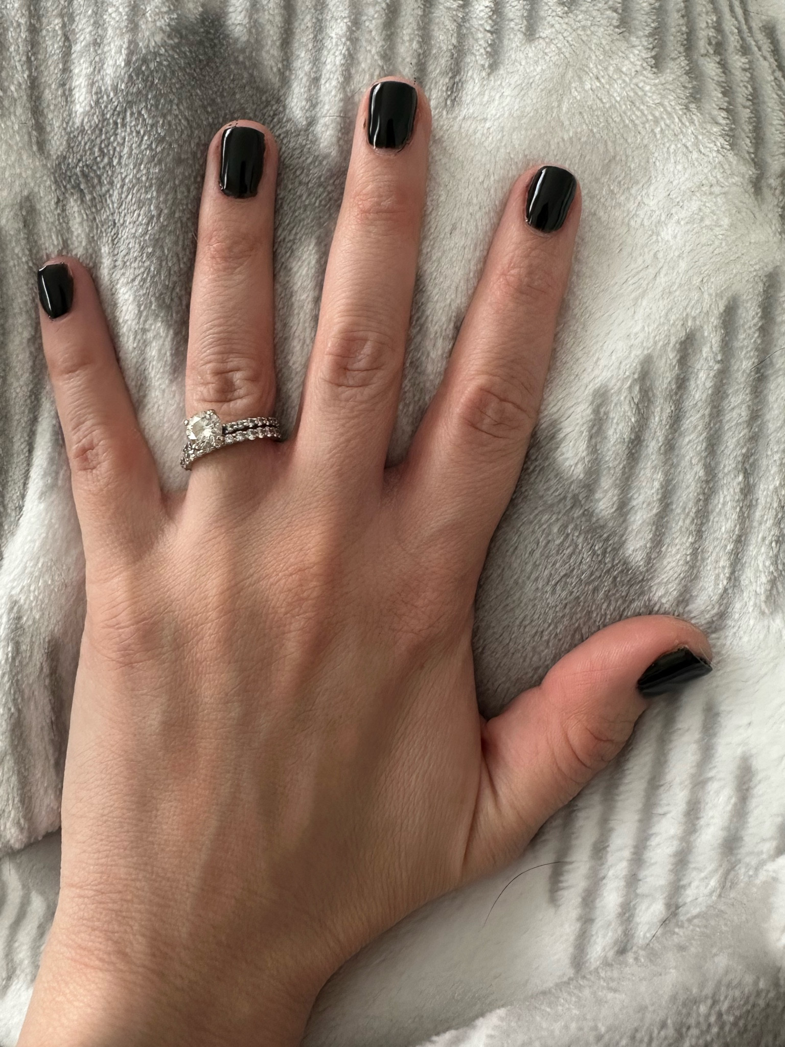 Fall nail design 

Black beetles Audrey black

Gel nails, diy nails, Amazon nails, black nails, Halloween nails, minimalist nails, easy nails, basic nails 

#LTKBeauty #LTKStyleTip #LTKFindsUnder50