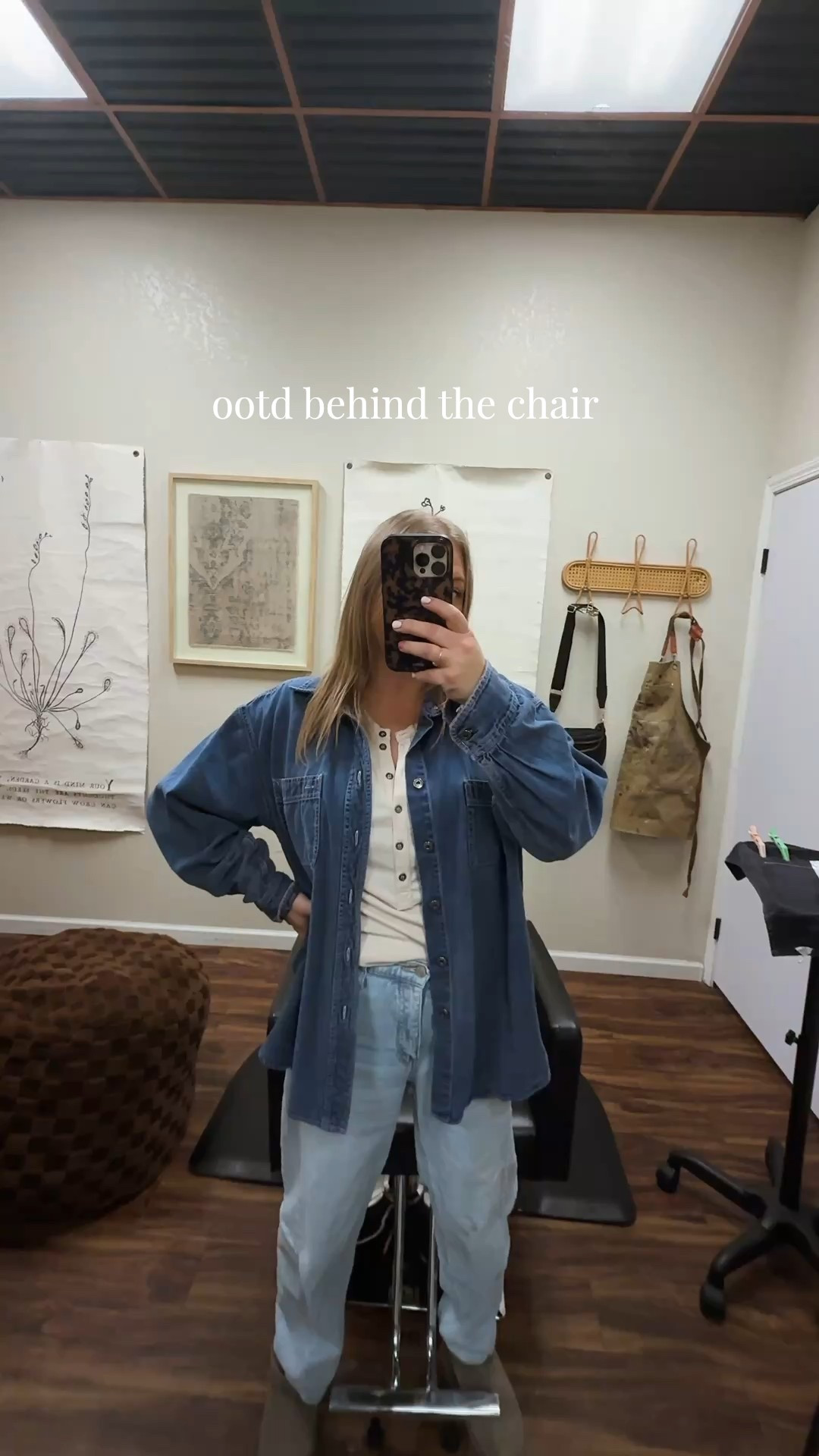 Cozy but cute ootd behind the chair 



#LTKootd #LTKMidsize #LTKdayinmylife