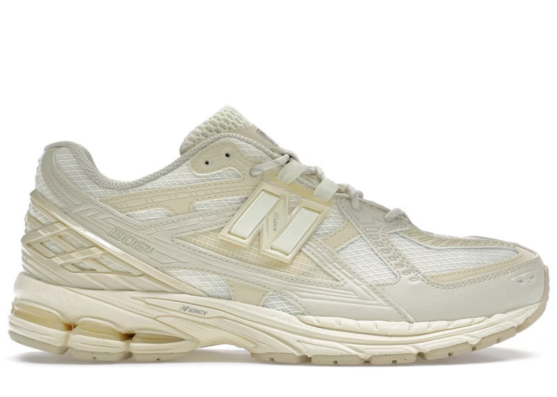 Men's New Balance 1906U Sneakers in Butter Yellow | StockX