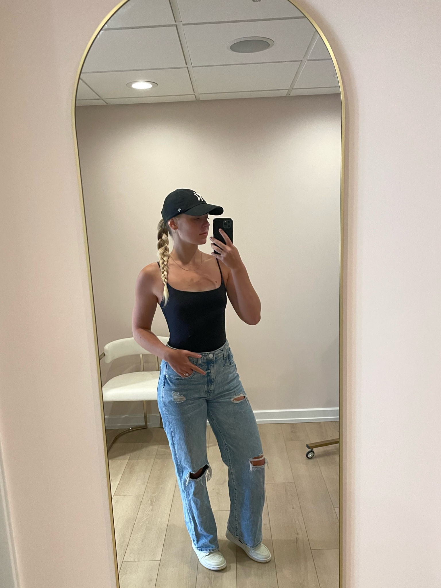 Hairstylist outfit 🤍🫶🏼

#LTKunder100 #LTKstyletip