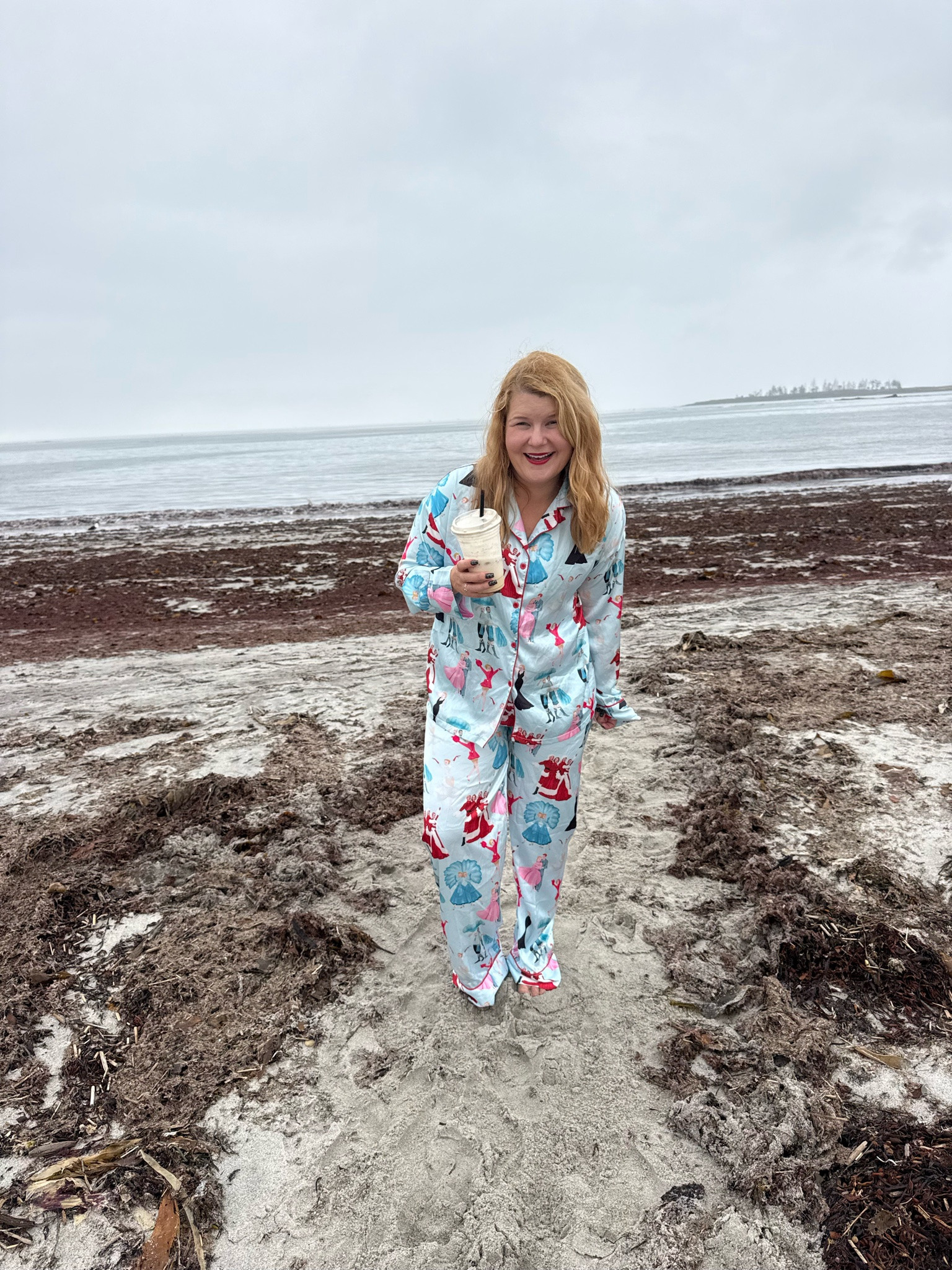These pajamas are an amazing find from Amazon!

#LTKSeasonal #LTKPetite #LTKmorningroutine