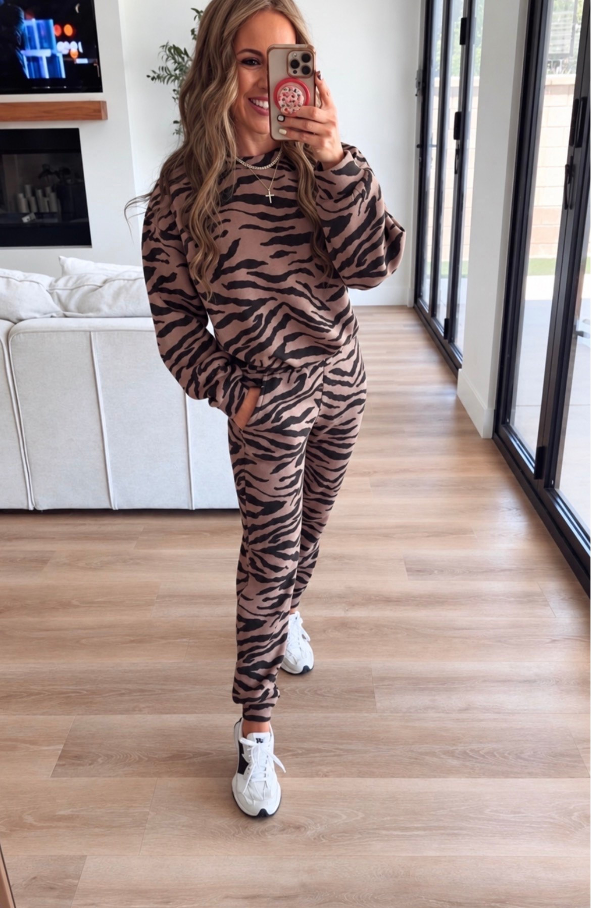My set is on sale plus an extra 20% off with code BONUS. I love the bounce fleece line so
Comfortable and it doesn’t wrinkle. I have on an xs top and joggers. Fall style, old navy, activewear sale

#LTKSaleAlert #LTKSeasonal #LTKActive