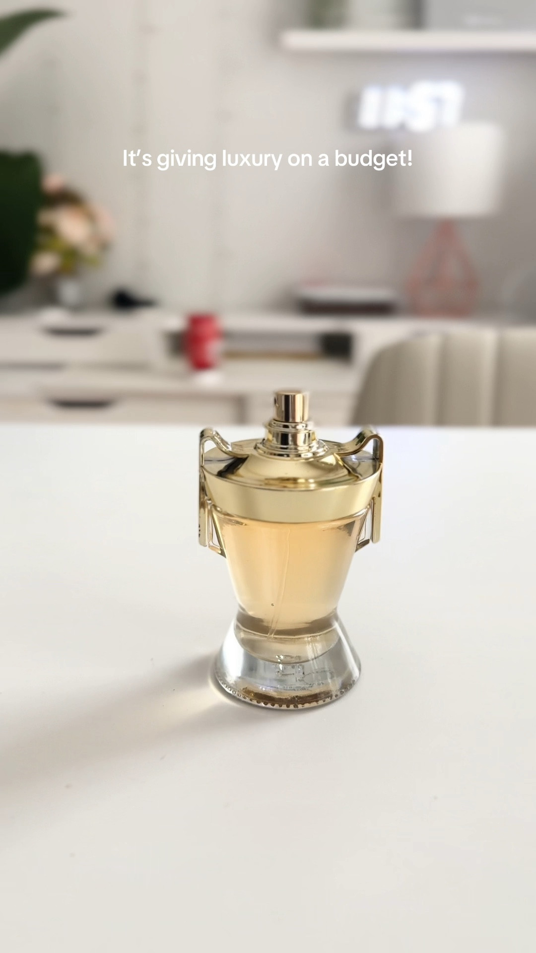 #perfune

#LTKBeauty #LTKOver40 #LTKGiftGuide