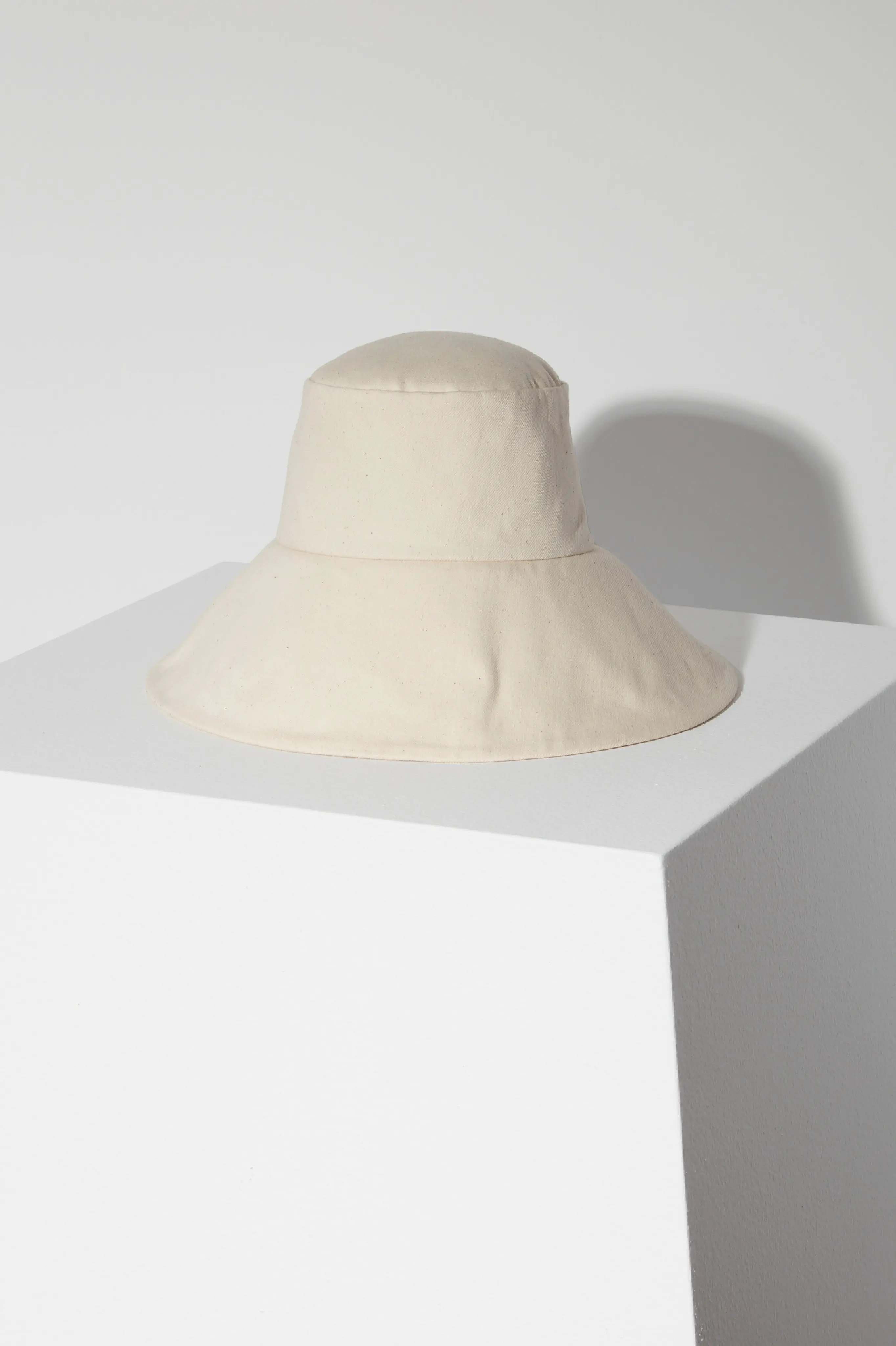 Walker Bucket | Janessa Leone