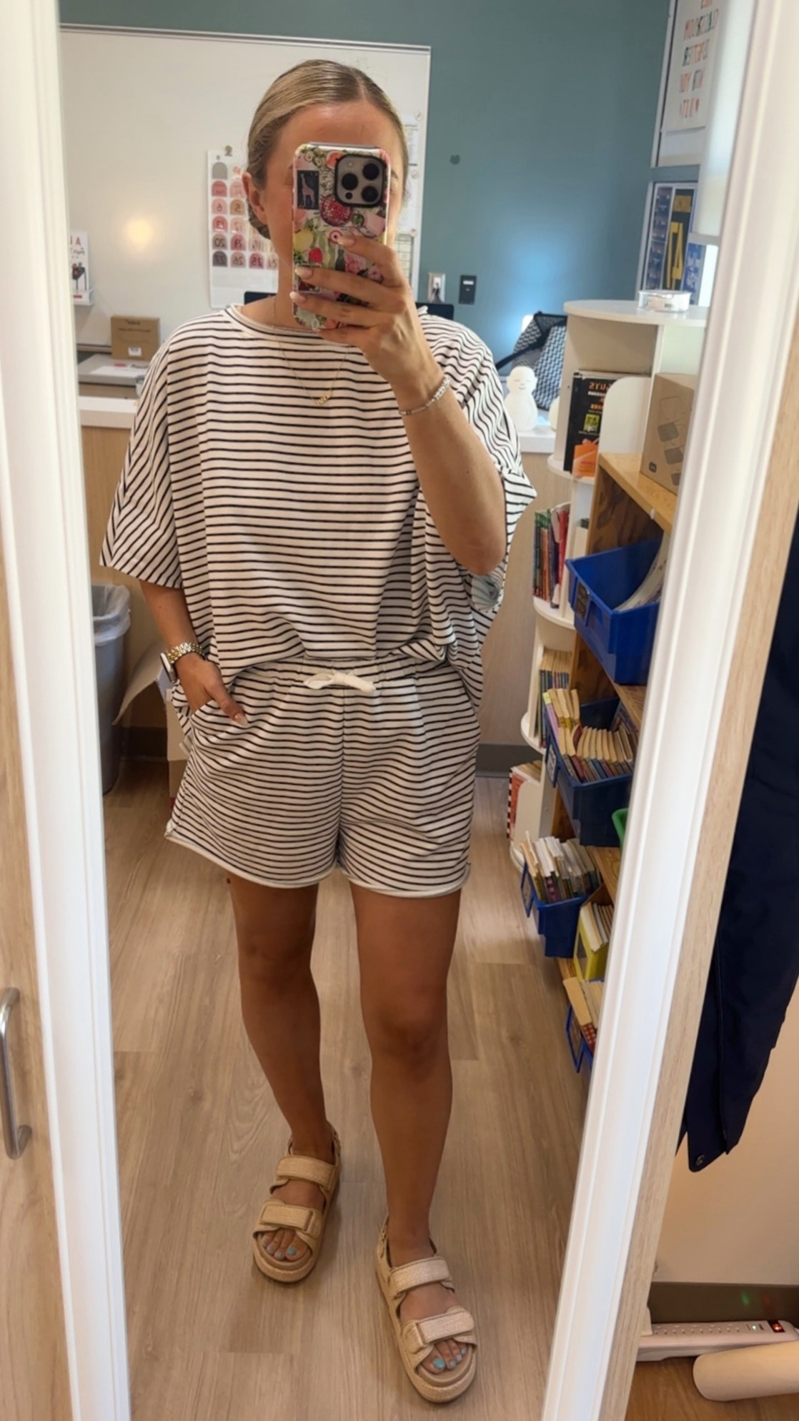 Teacher ootd - 9.15.25 // shop this look below✨ 

Teacher OOTD, style icon, fall outfits, teacher style, outfit of the day, classroom style, fall style, shop with me, fall fashion