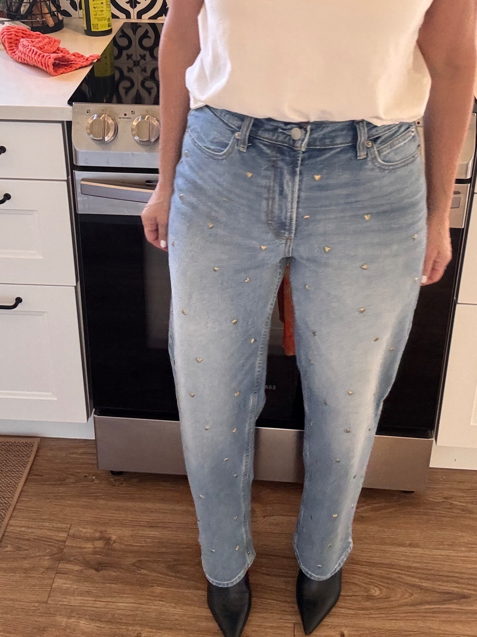 Gold studded jeans - these straight leg jeans look so good on! But they run small so size up! 
Will sell out only $40 



#LTKFindsUnder50 #LTKWorkwear #LTKOver40