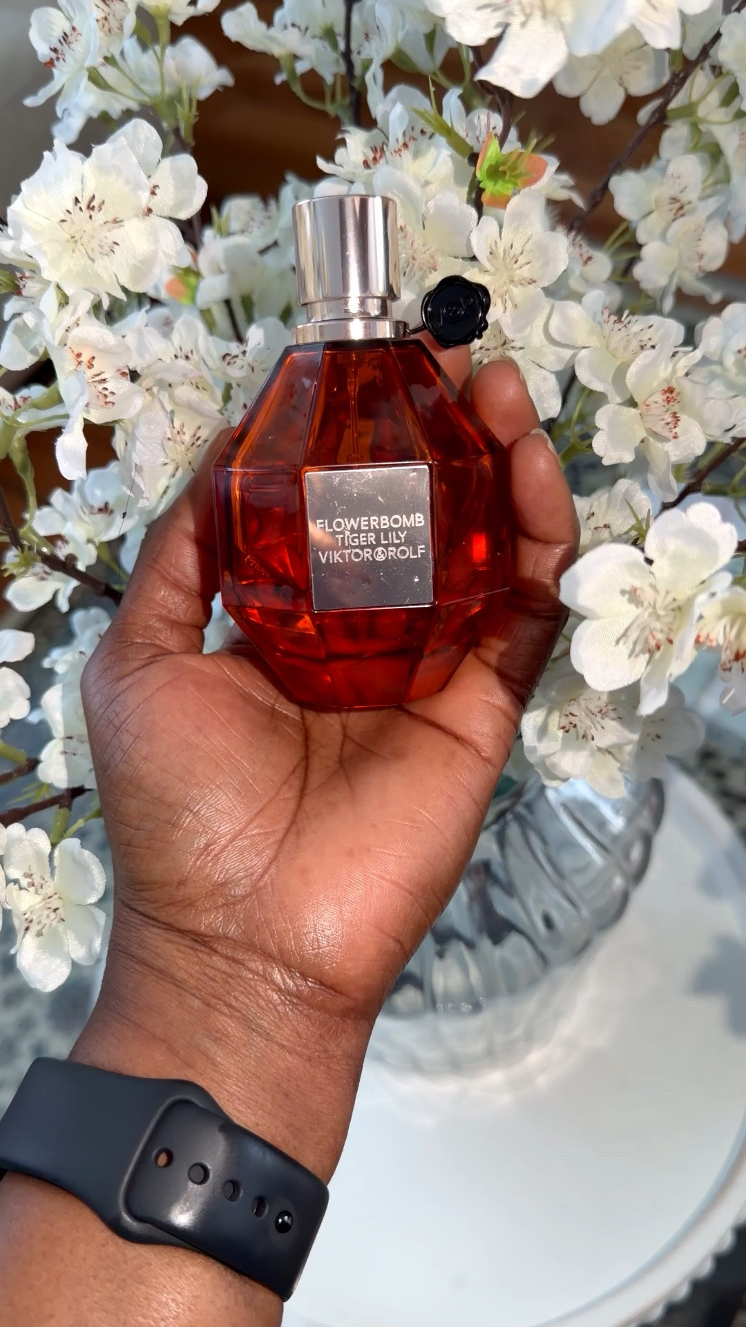 Viktor & Rolf Flowerbomb Tiger Lily has me smelling like a tropical floral dream 🌺✨ Sweet, warm, feminine, and perfect for spring/summer. If you love long-lasting floral perfumes with a sexy vacation vibe, this one is worth trying. #FlowerbombTigerLily #ViktorAndRolf #PerfumeTok #LTKBeauty #FragranceFinds #SummerPerfume #FloralPerfume #LuxuryFragrance #LTKOver40

#LTKOver40 #LTKgrwm #LTKdayinmylife