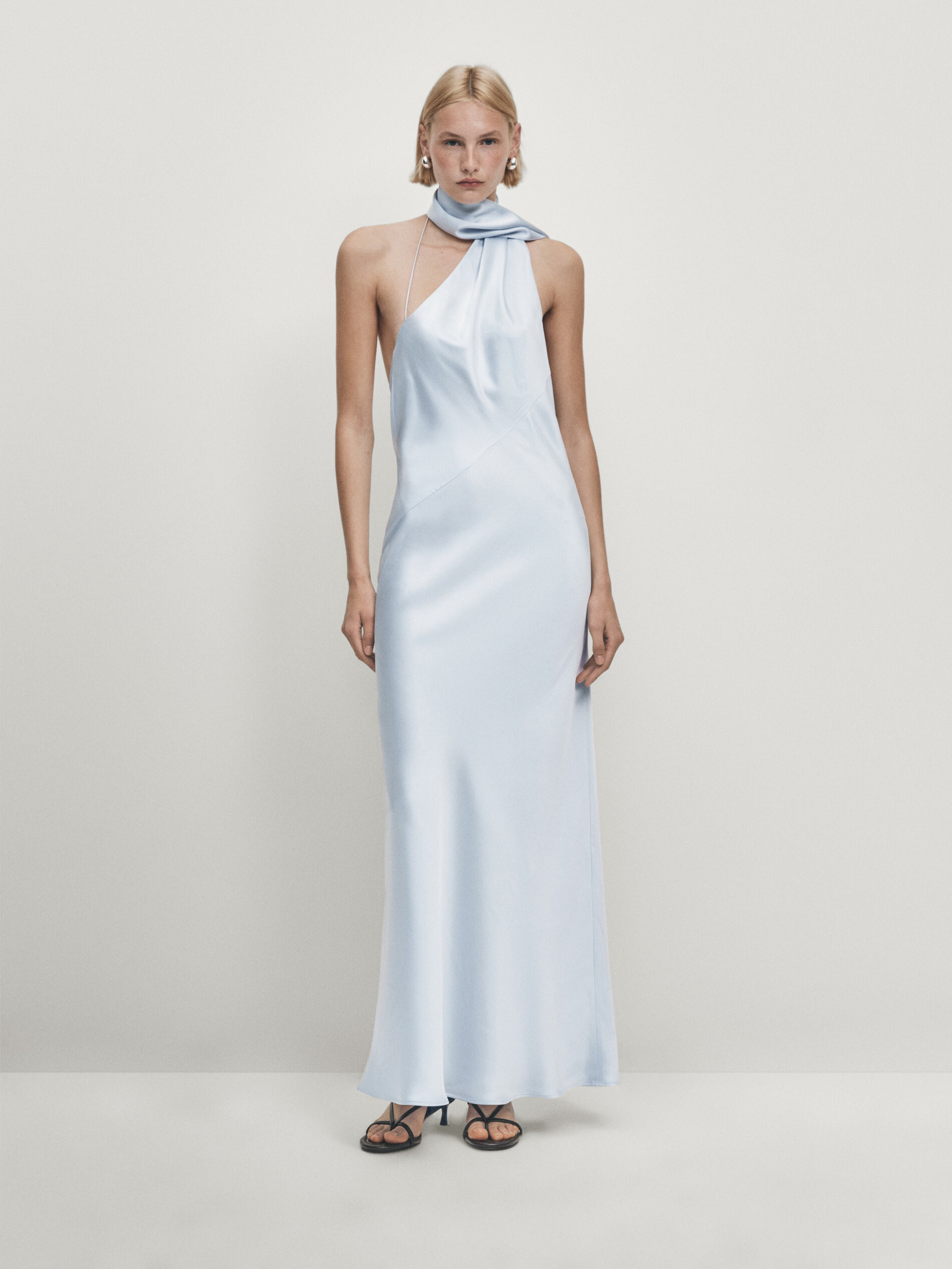 Long crossover halter dress - Studio | Massimo Dutti UK