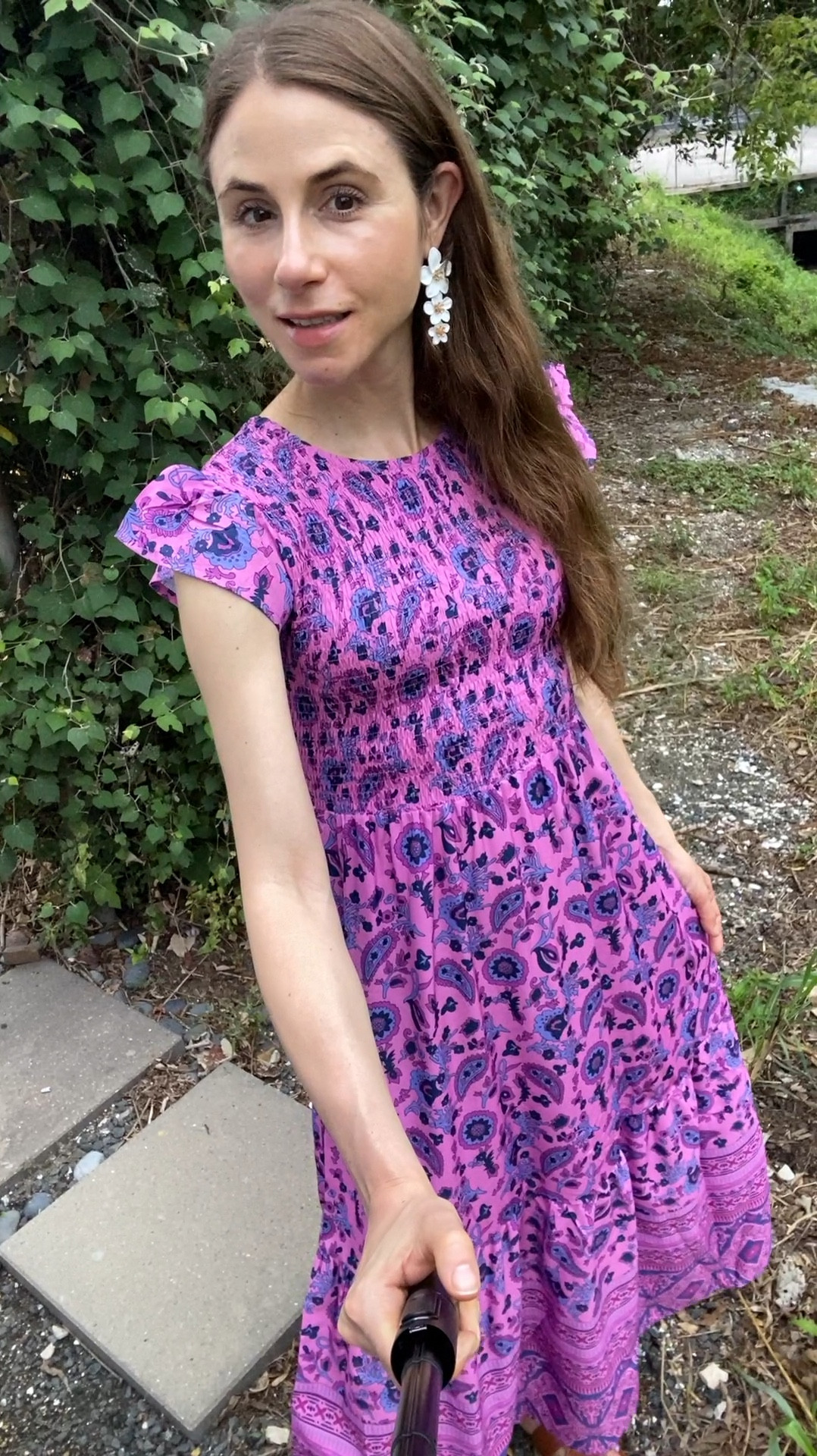 Love these comfortable dresses for work 

#LTKWorkwear #LTKVideo #LTKFindsUnder50