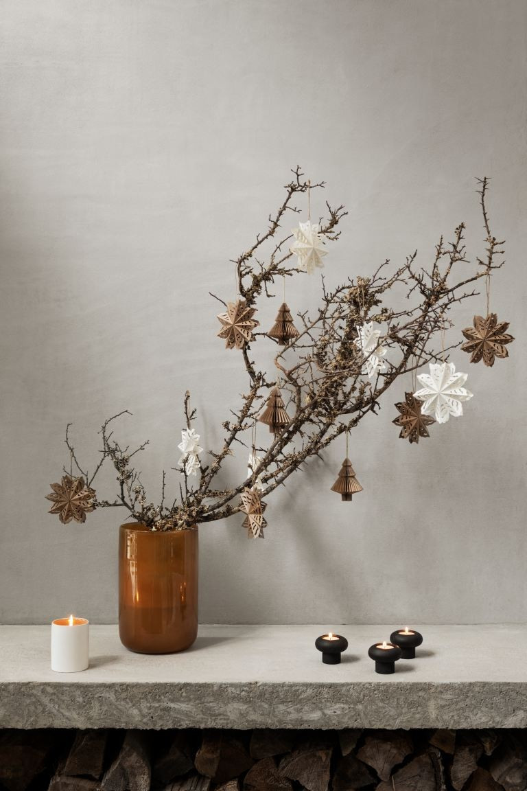 Large Paper Snowflake | H&M (US + CA)