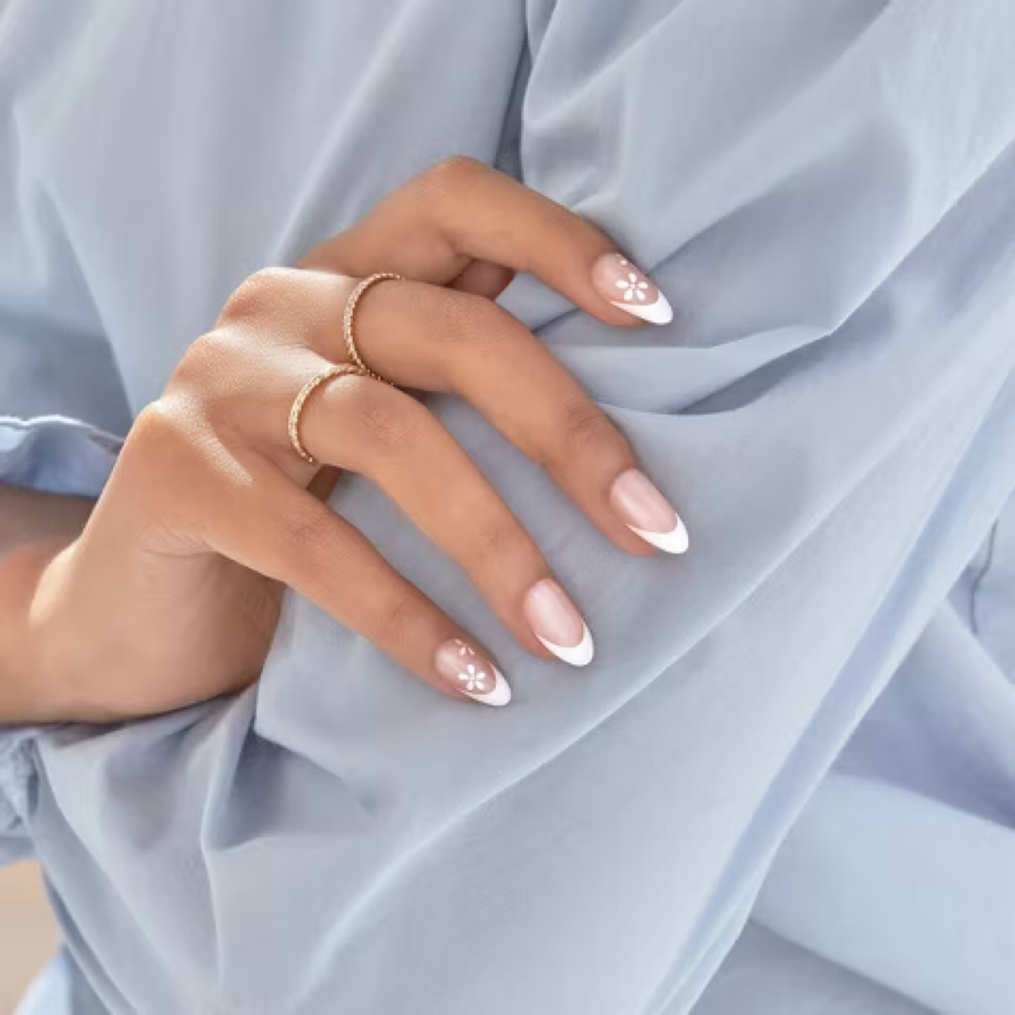 I love these kiss impress nails. They are easy to use and they last up to two weeks. Remove any polish and wipes nails with alcohol pad before applying. They are my favorite. 

#LTKParties #LTKBeauty #LTKSaleAlert