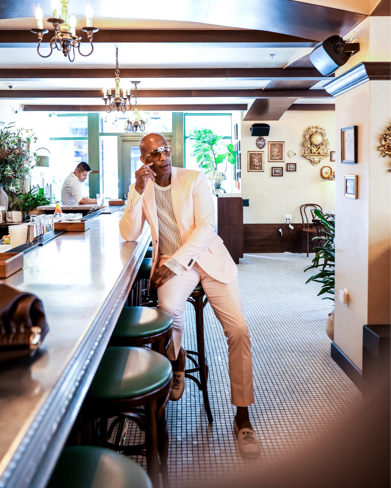 Yes we survived Barbiecore and pink IS a staple during Cherry Blossom Festival time in the DMV. But it’s still a great option for guys if they want something different from the blues or the grays we see in suits. Especially this time of year. Lose the tie and go with a fitter tee. Opt for cotton or linen fabrics and set yourself apart this summer.

#summerstyle #dcfashionfool #dresstoexpress  #washingtondc 

#LTKSeasonal #LTKMens #LTKStyleTip