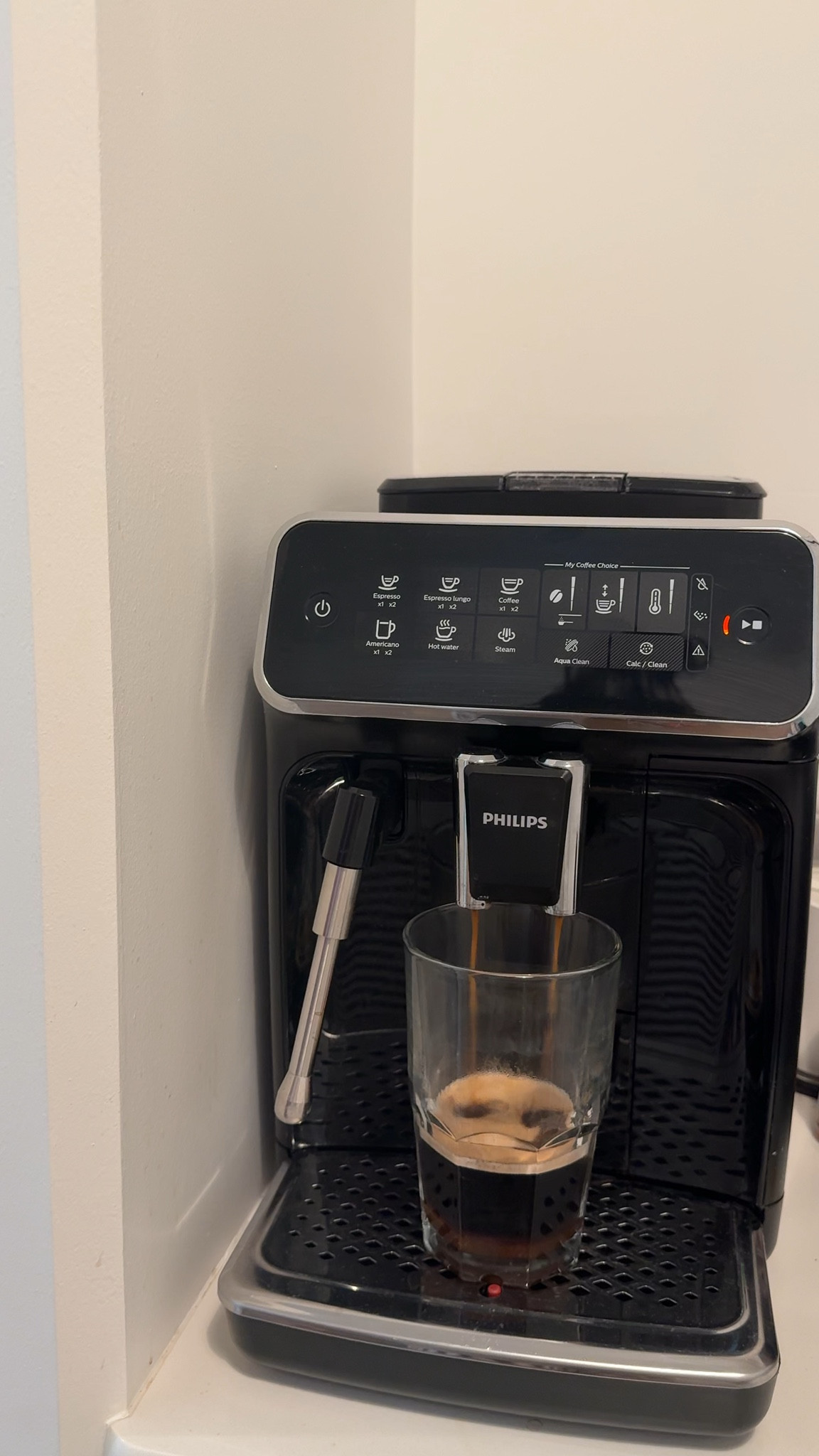 Favorite espresso machine, can make lattes and cappuccinos

#LTKSaleAlert