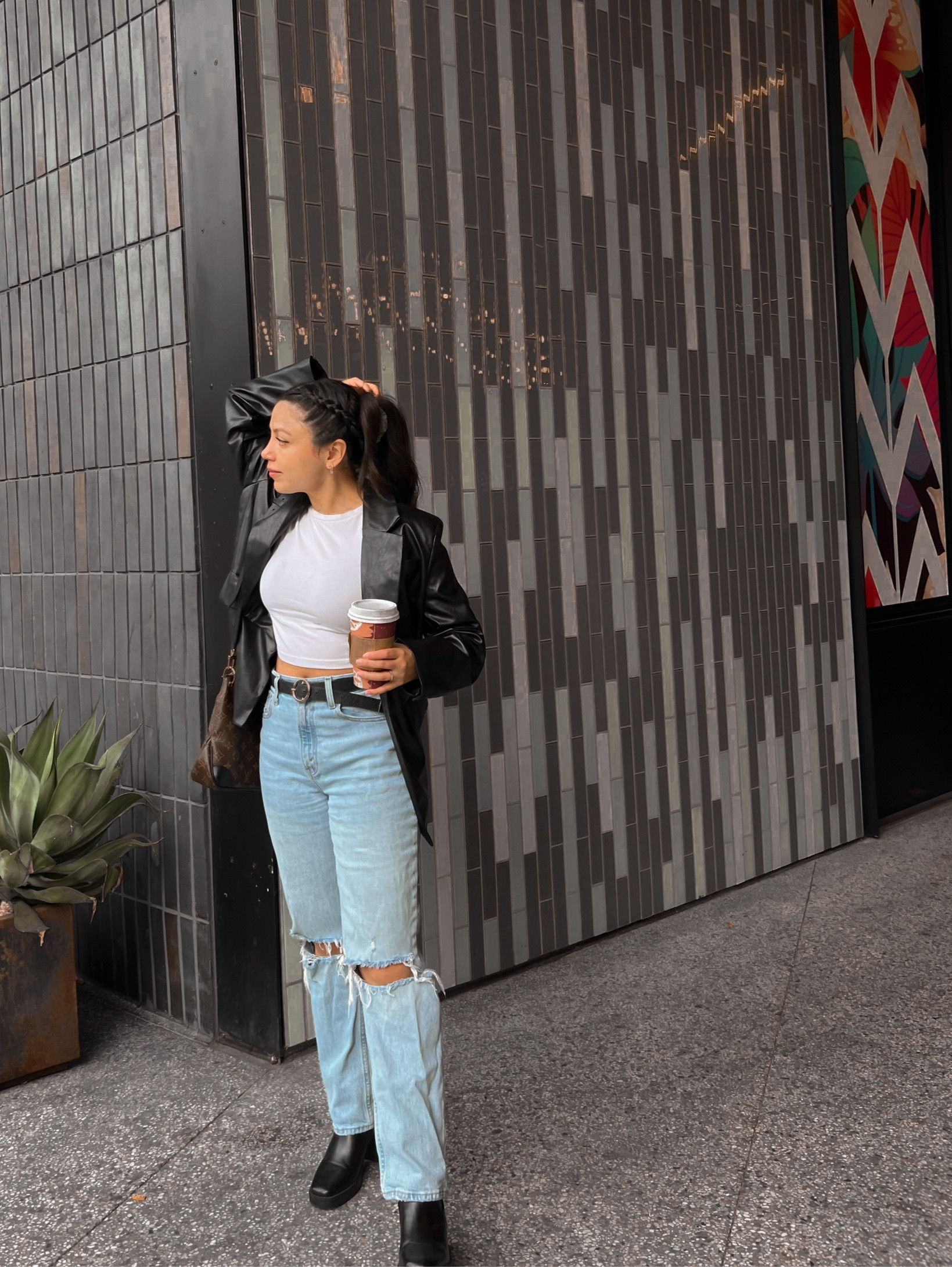 Fall outfit inspo, Thanksgiving outfit idea, leather blazer outfitt

#LTKHoliday #LTKparties #LTKSeasonal