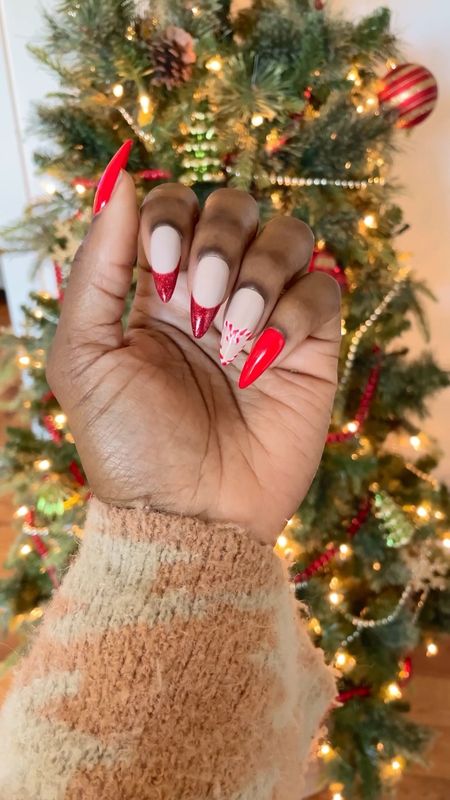 Spreading a little Holiday Cheer with this mani! 😍🎄💅🏾

#LTKHoliday #LTKSeasonal #LTKbeauty