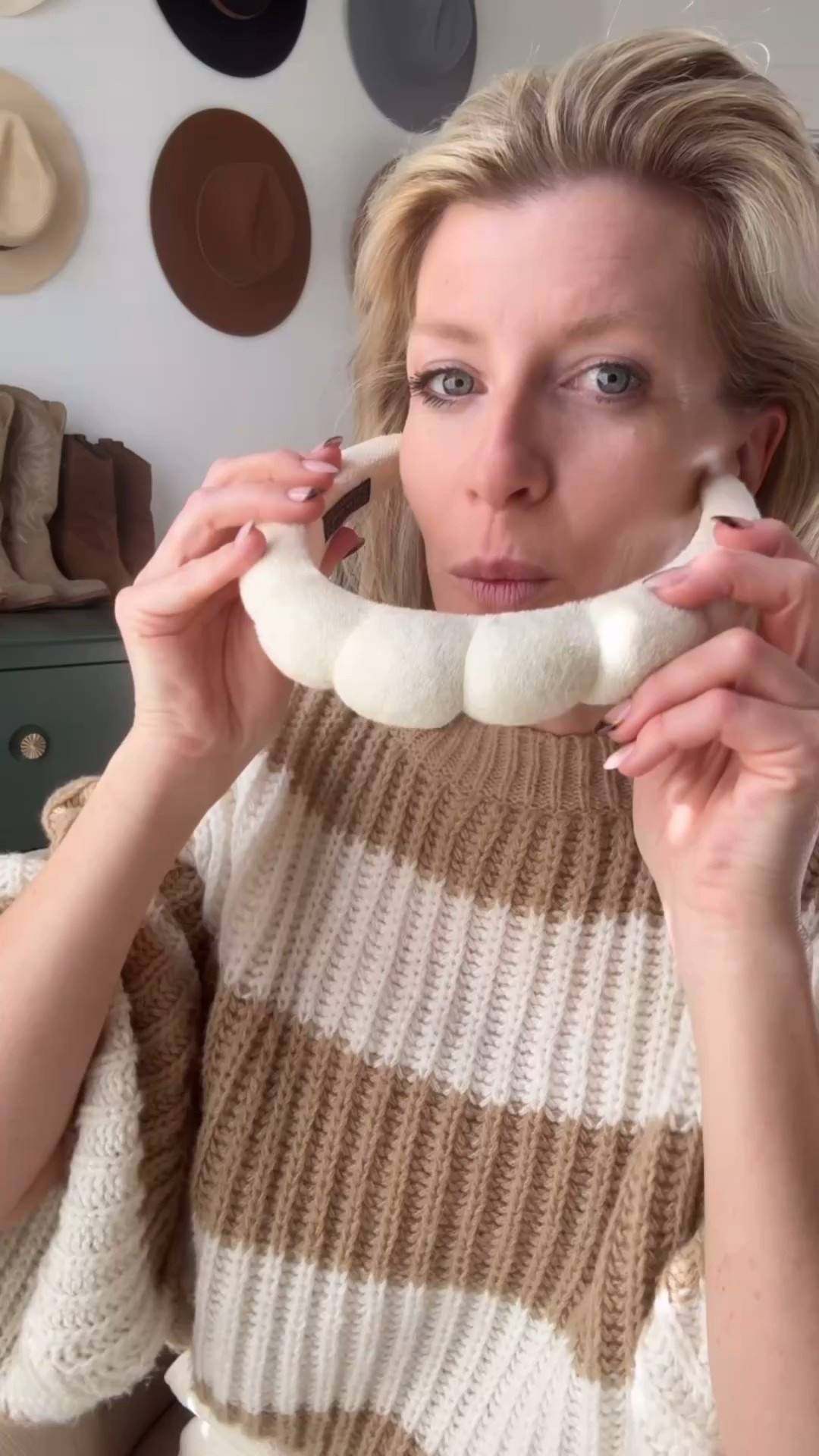 Makeup for underye circles
Concealer
Charlotte Tillbury
Hourglass 

#LTKOver40 #LTKBeauty #LTKgrwm