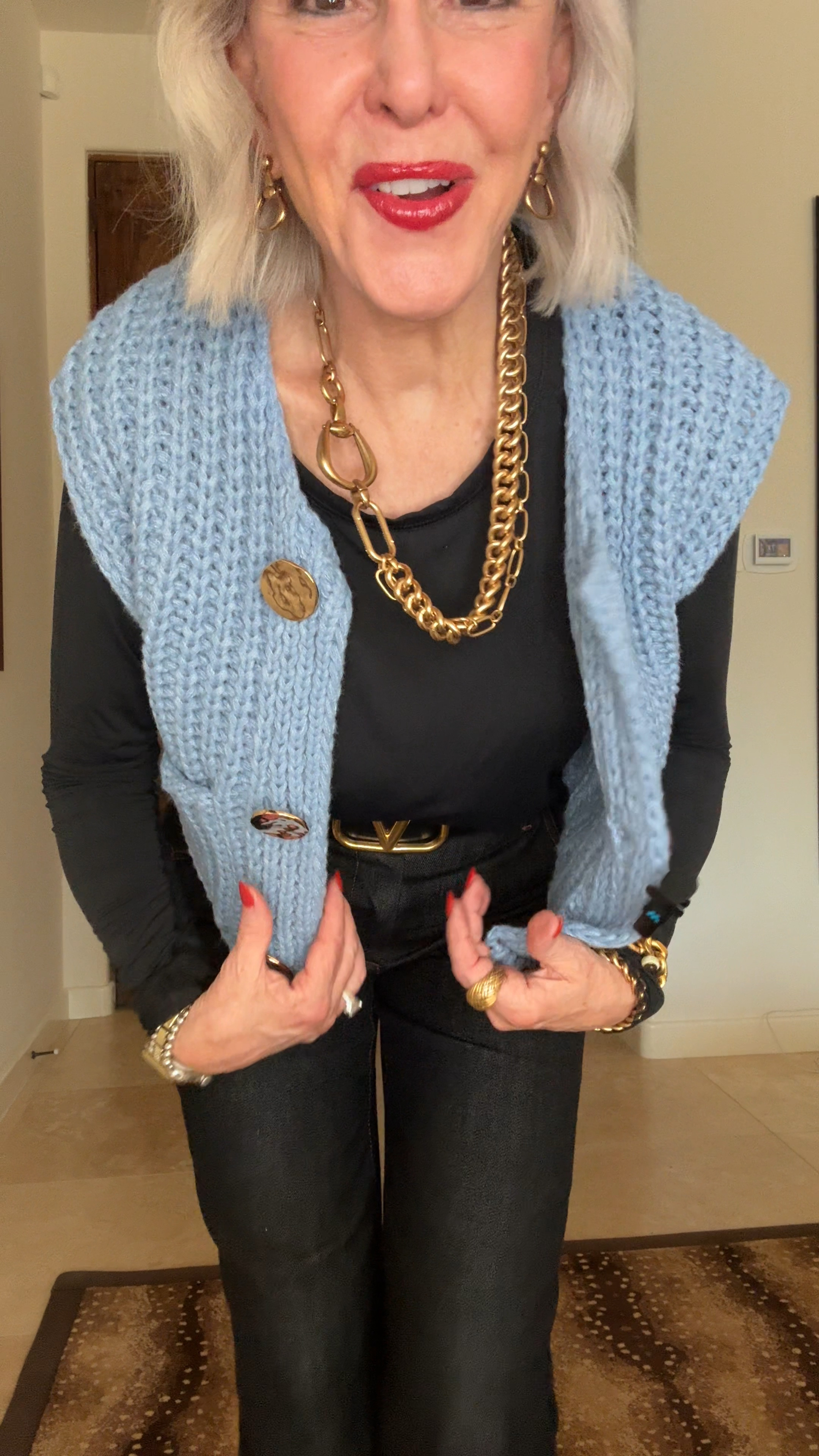 This knit vest is on sale $27.19 + 30% coupon. Comes in several colors This chunky knit vest is a versatile outfits that can be easily dressed up or down for any occasion,perfect for tank tops,shirts,shorts,skirts,leggings,casual pants,this cardigan sweater vest is the ideal choice in your wardrobe.
Ocassion: Womens open front knit vest, suitable for daily wear, streetwear ,casual,shopping,dating,party, vacation, holiday, travel, going out,etc.

#LTKStyleTip #LTKFindsUnder50 #LTKSaleAlert