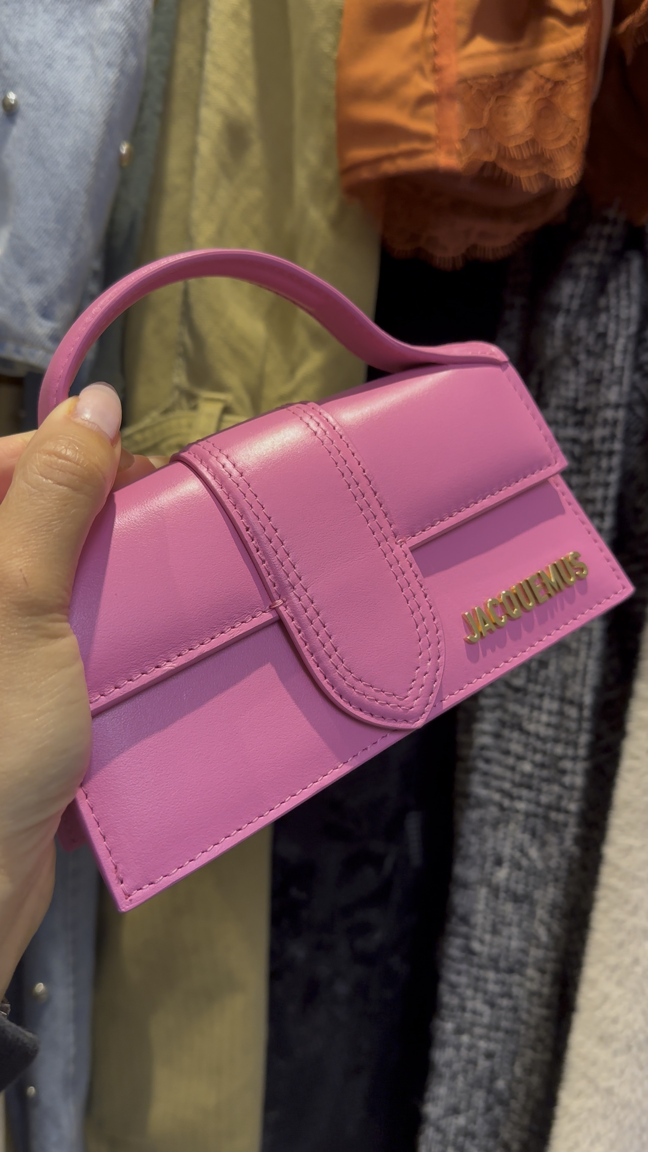 Get a $100 gift card with your purchase today using promo code GIFTSGCSF!

#minibag #minipurse #pinkbag #pinkpurse #bambino #jacquemus #pinkleather #pinkleatherbag #minibags#LTKWatchNow 

#LTKItBag #LTKStyleTip